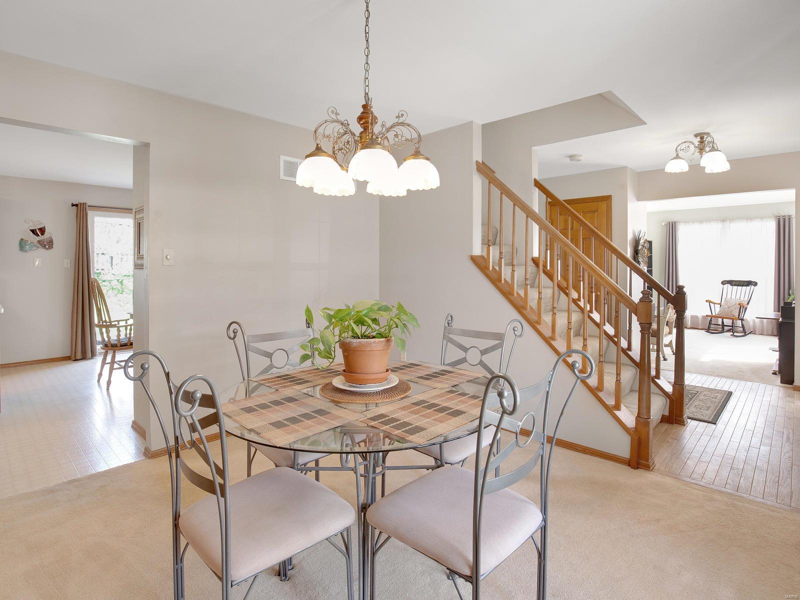 Twin Chimneys Village E Plum Grove - Residential