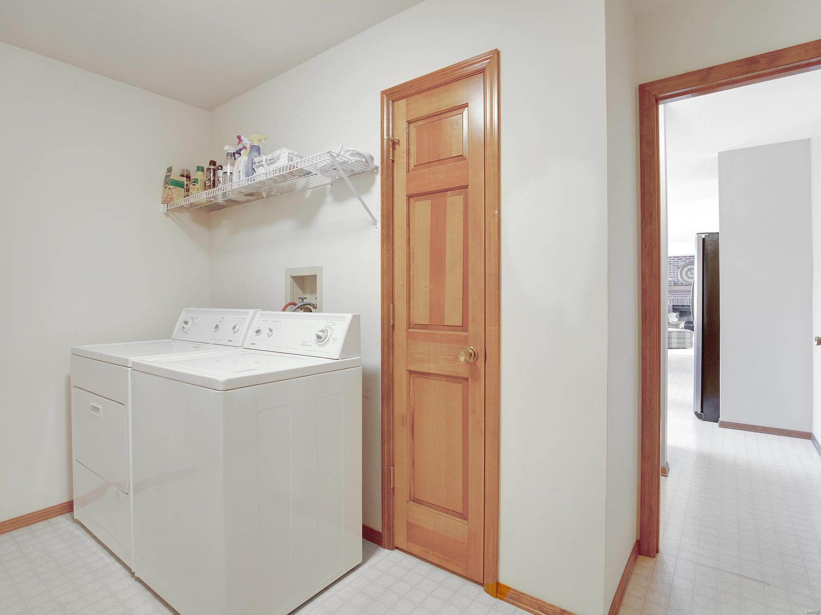 Twin Chimneys Village E Plum Grove - Residential