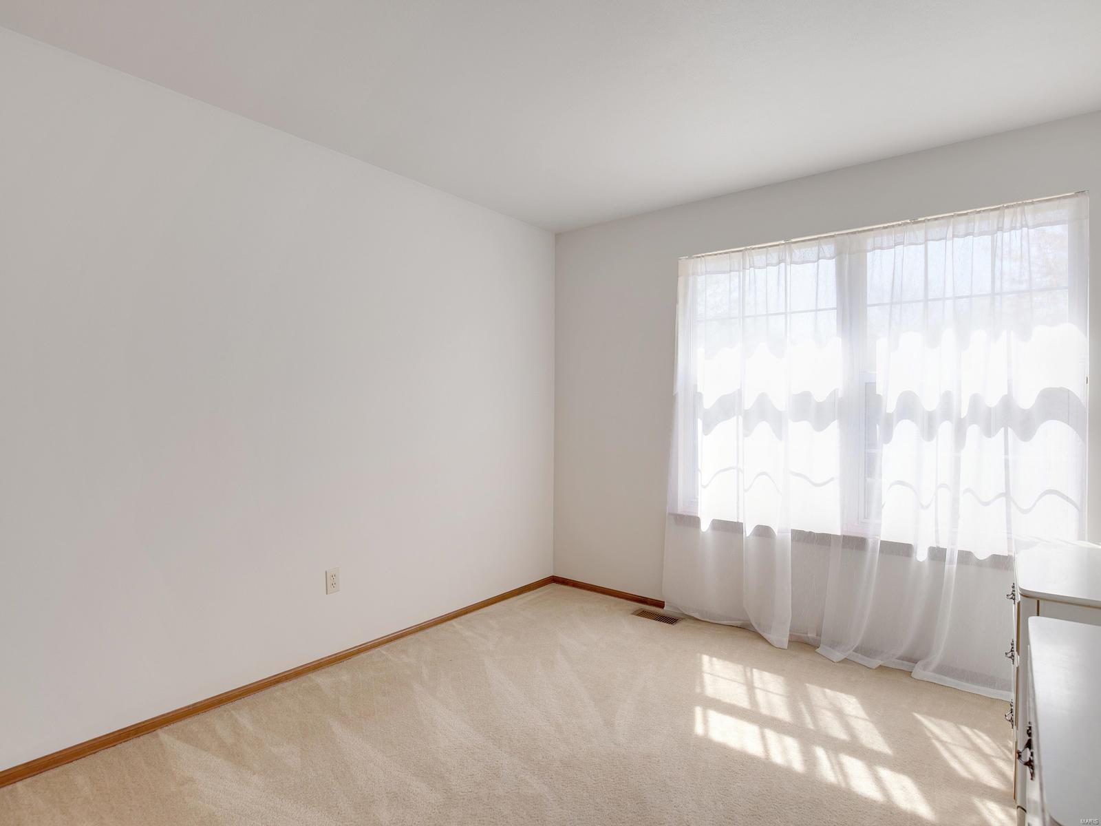 Twin Chimneys Village E Plum Grove - Residential