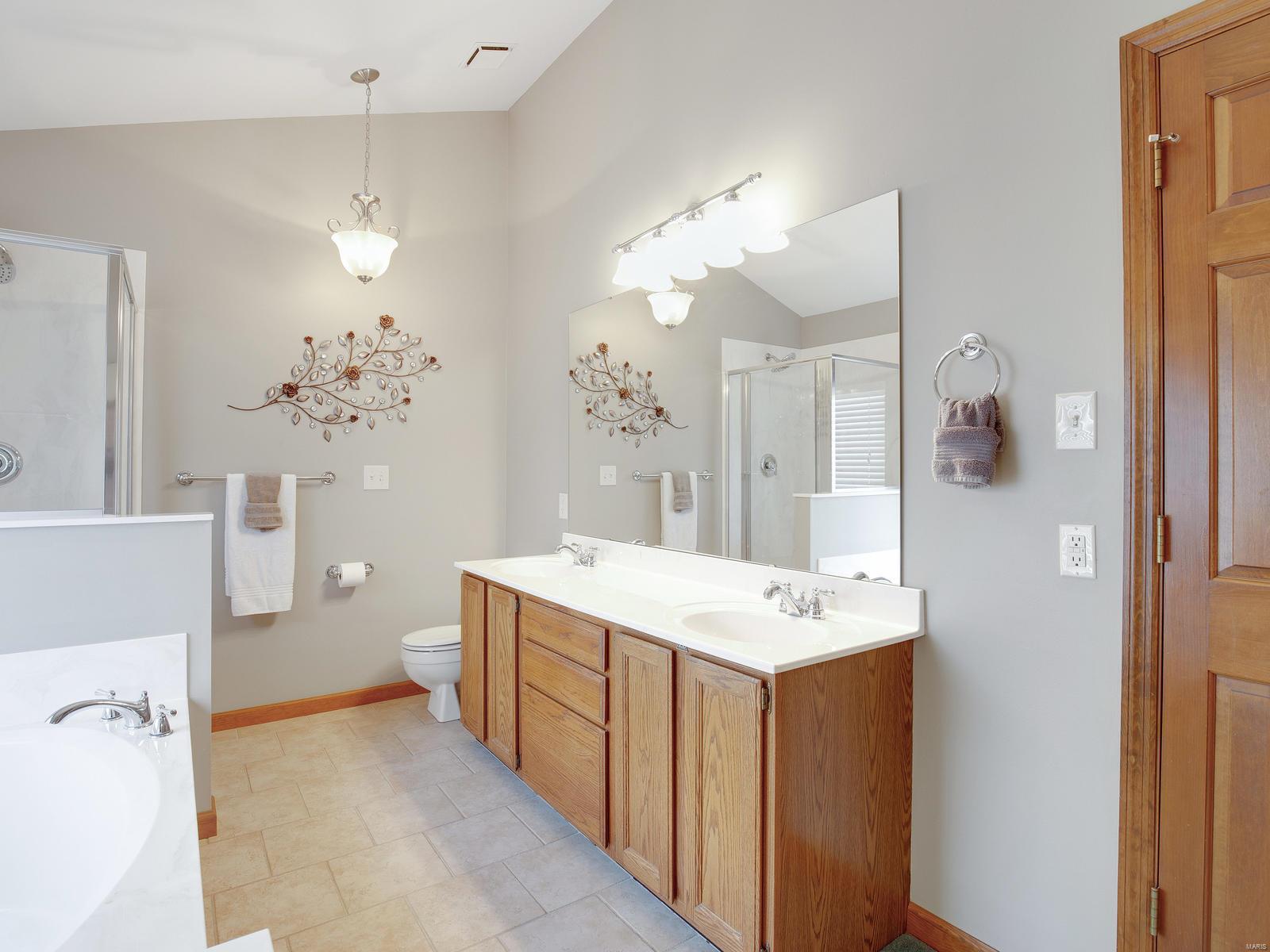 Twin Chimneys Village E Plum Grove - Residential