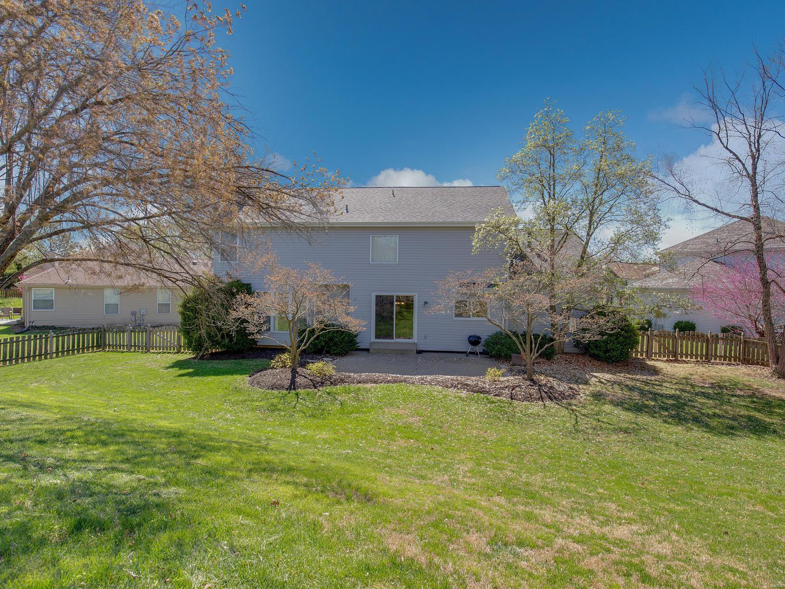 Twin Chimneys Village E Plum Grove - Residential