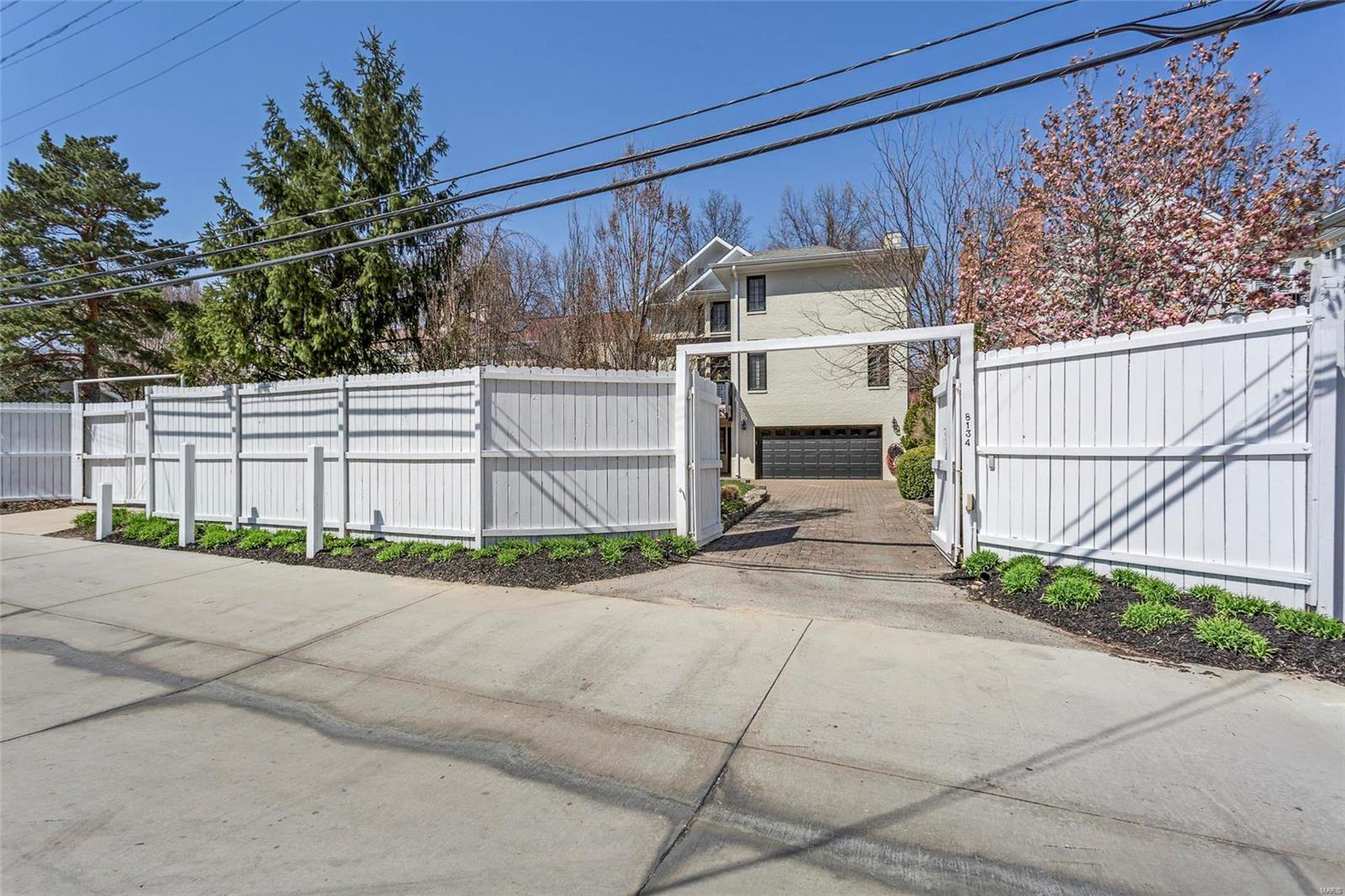 Clayton Gardens - Residential