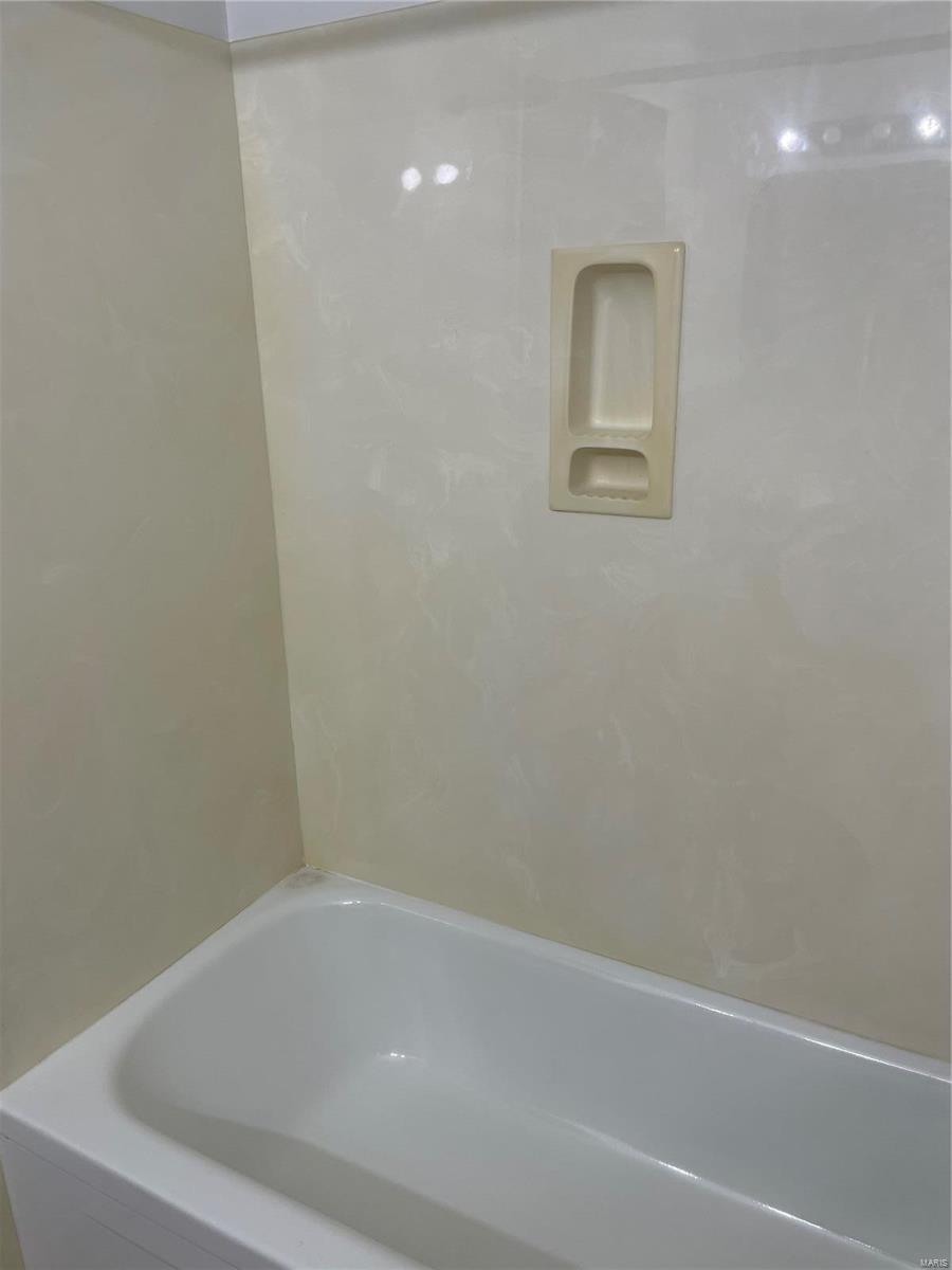 Hazelcrest III Condo - Residential