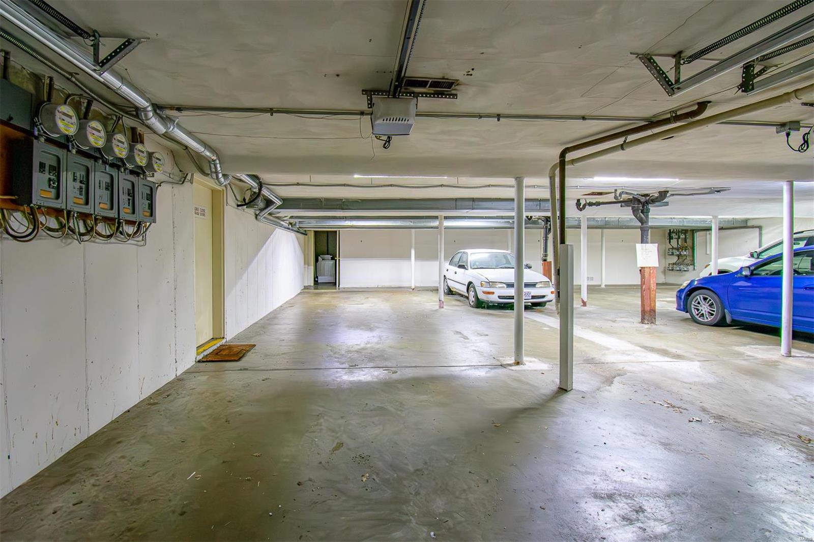 Lin Capri Condo - Residential