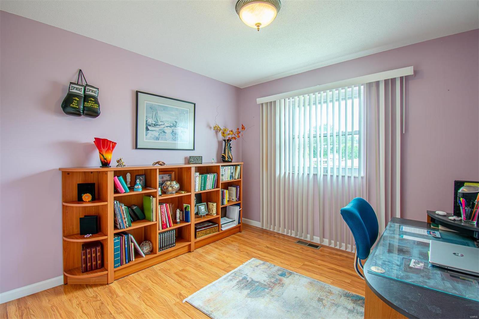 Lin Capri Condo - Residential
