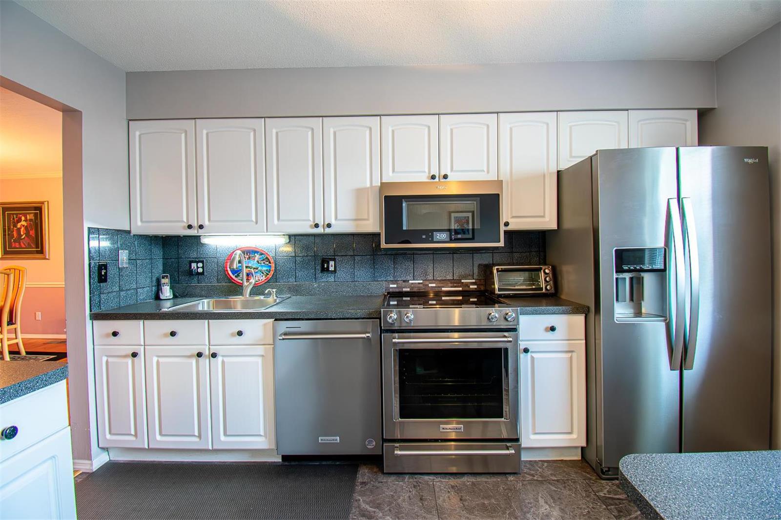 Lin Capri Condo - Residential