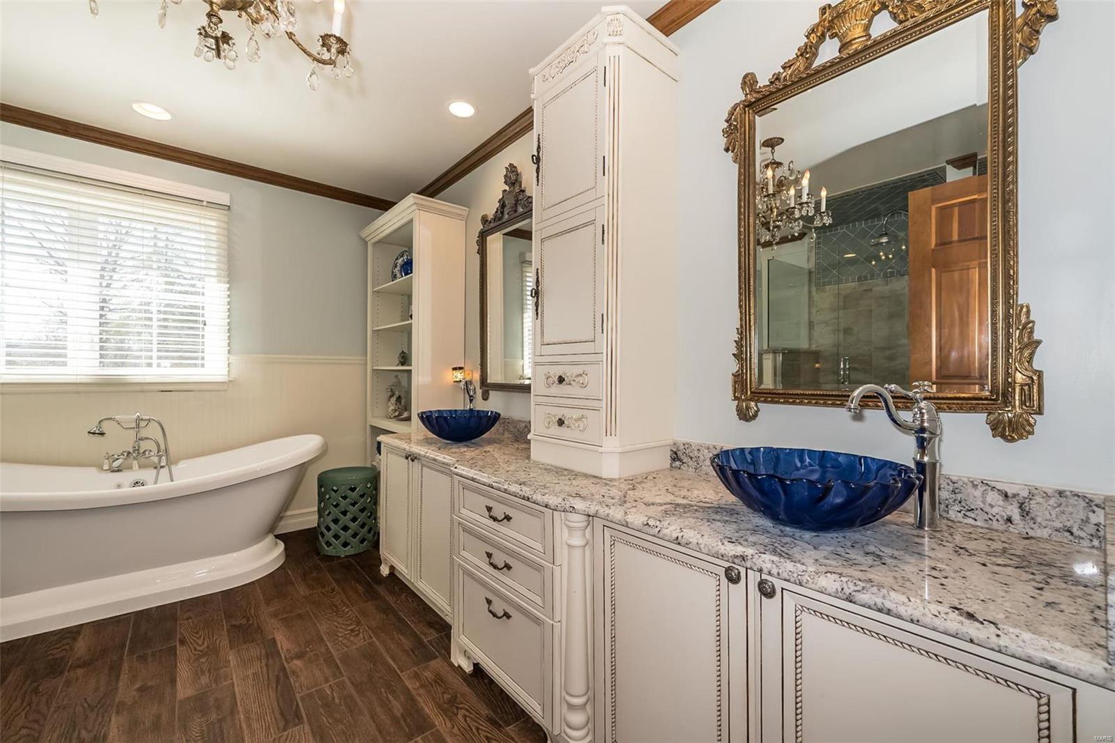 Topping Manor 2 - Residential