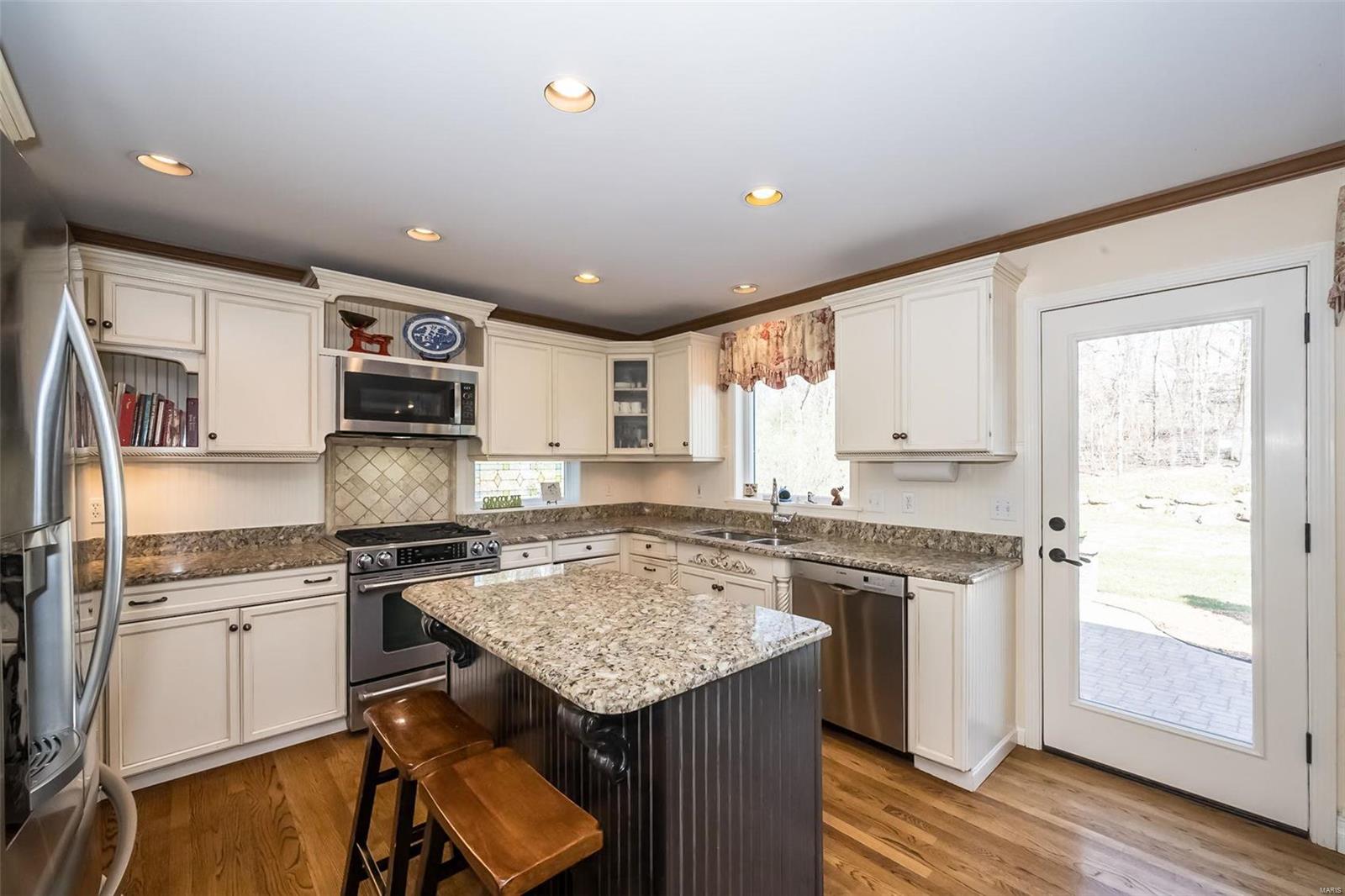 Topping Manor 2 - Residential