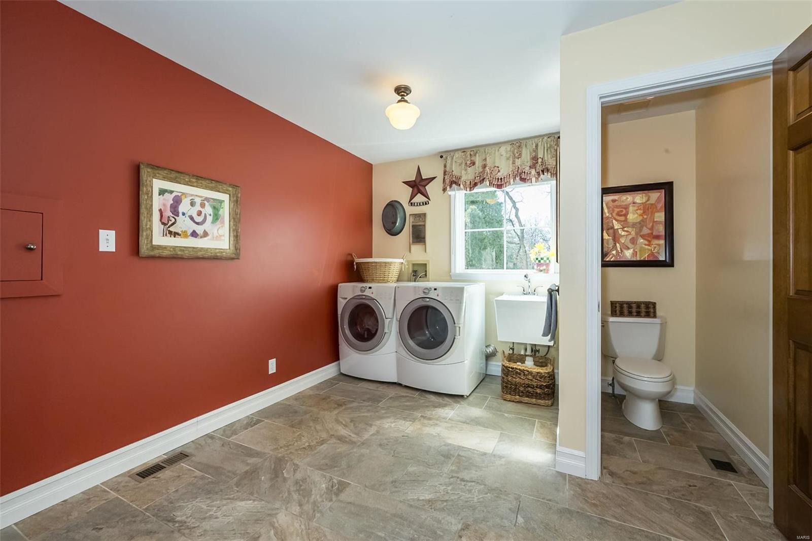 Topping Manor 2 - Residential