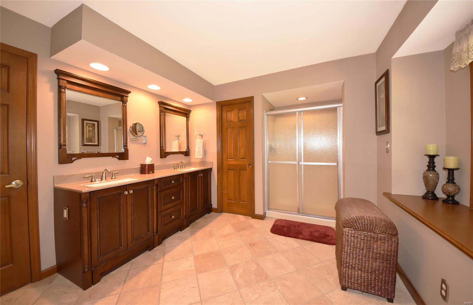 Eagle Glen Estates - Residential