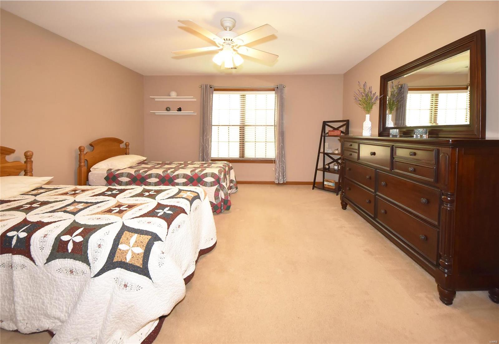 Eagle Glen Estates - Residential