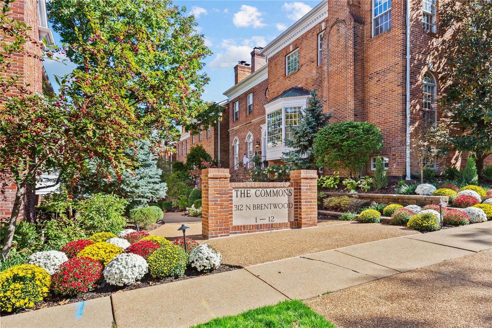 Commons Condo Ph Ii The - Residential