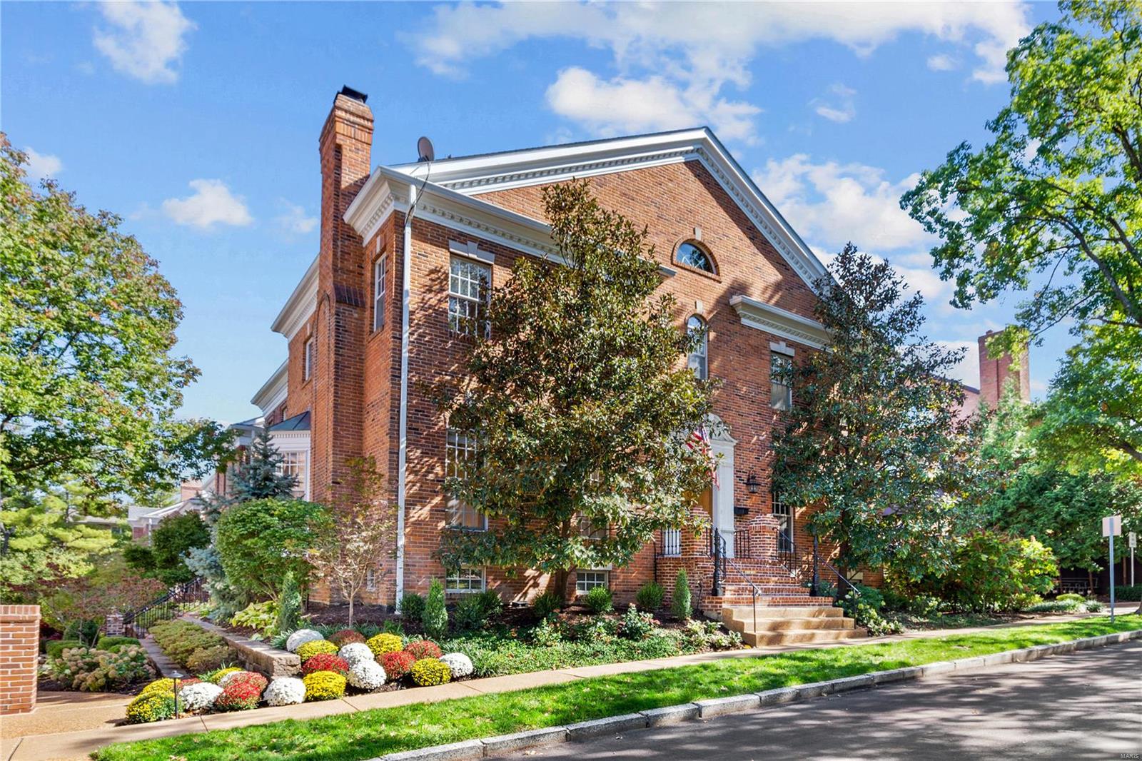 Commons Condo Ph Ii The - Residential