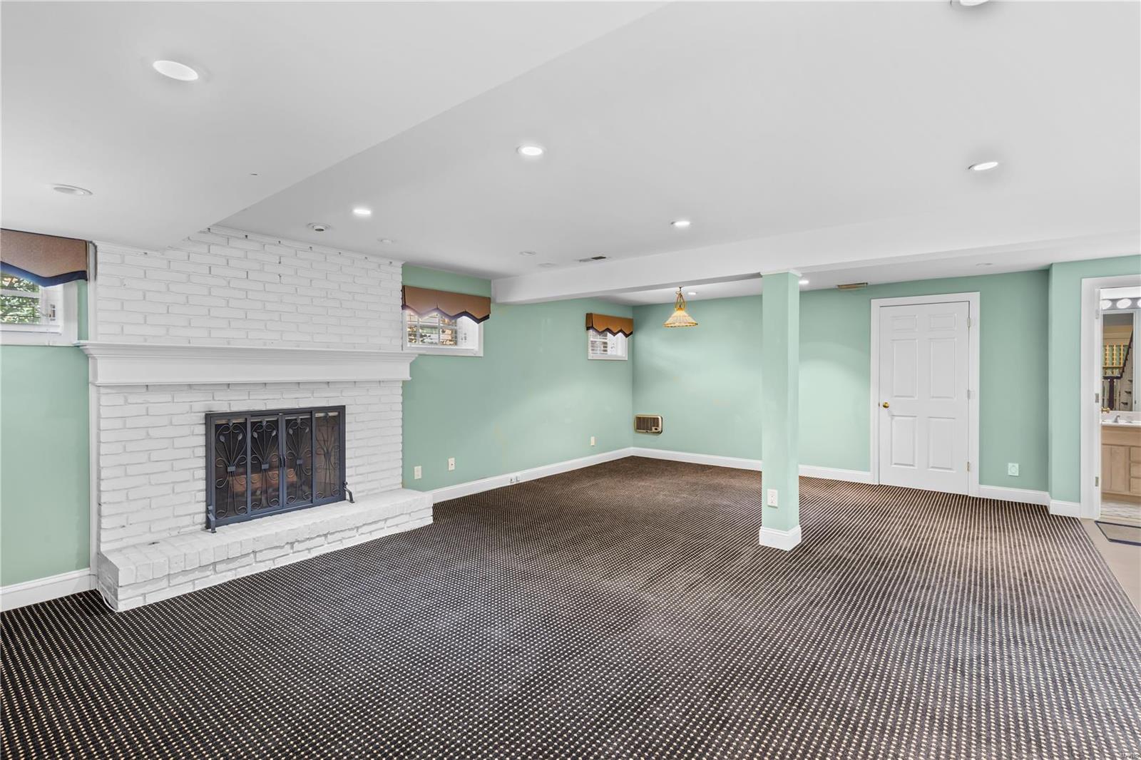 Commons Condo Ph Ii The - Residential