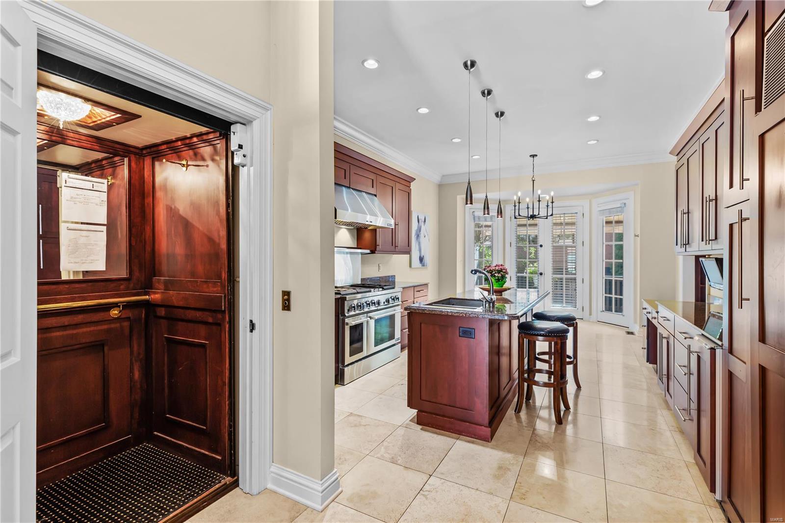 Commons Condo Ph Ii The - Residential