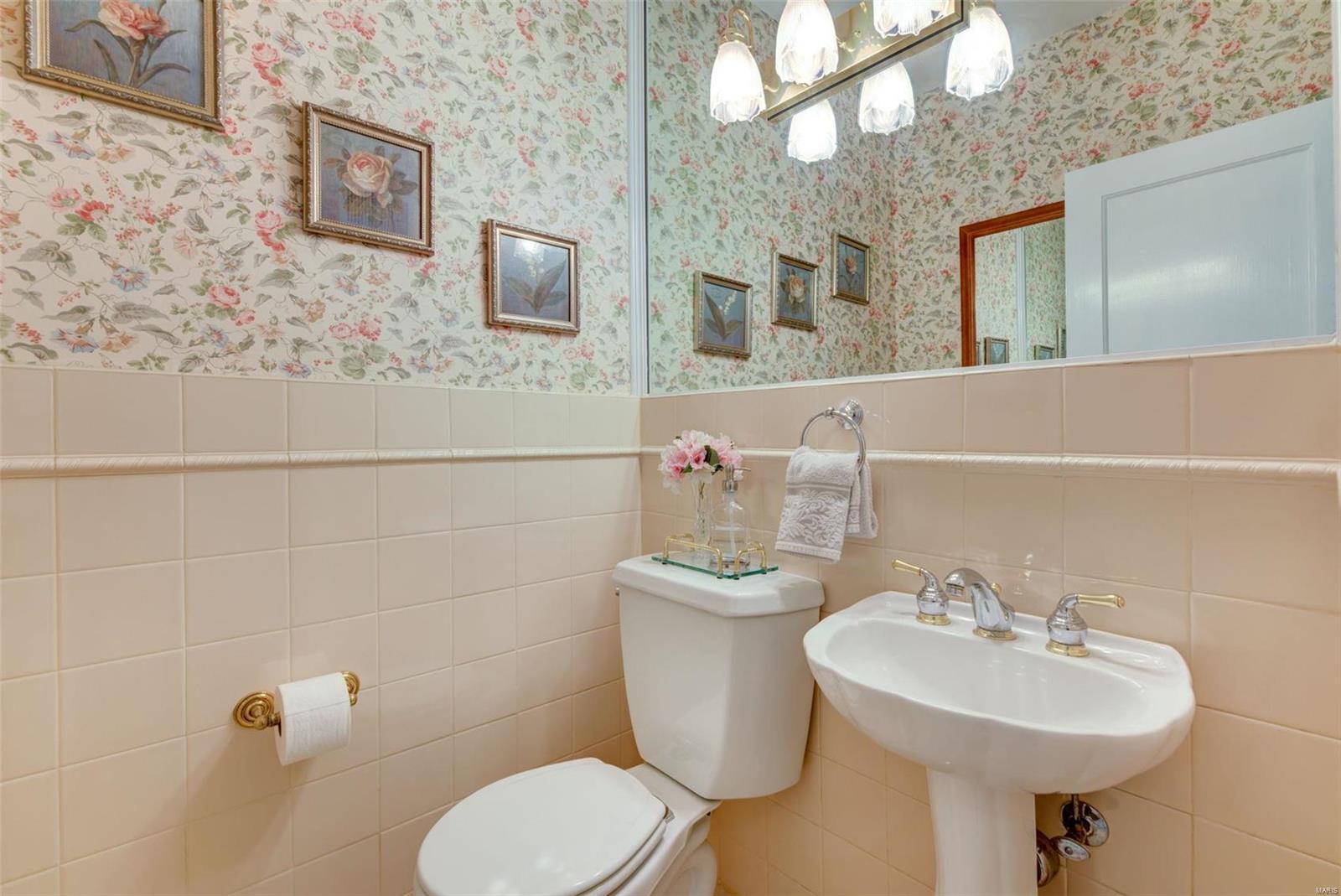 Davis Place - Residential