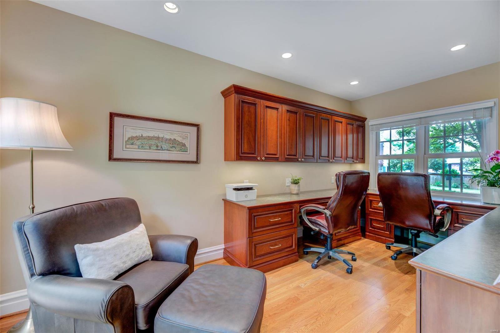 Davis Place - Residential