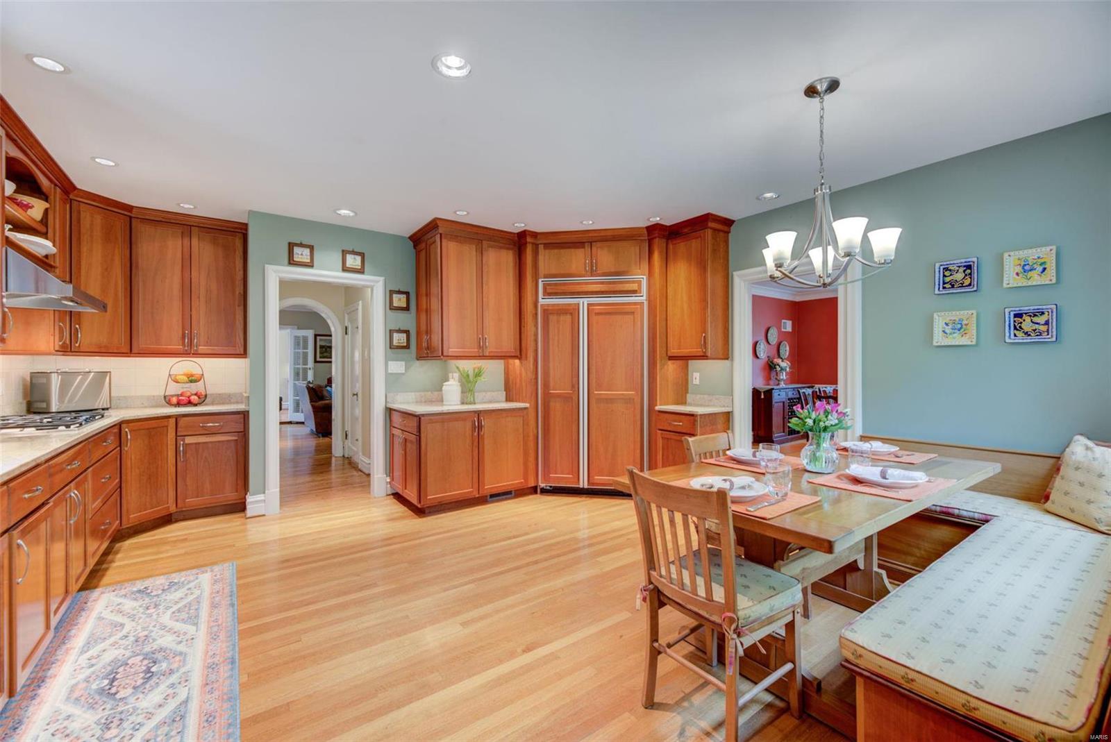 Davis Place - Residential