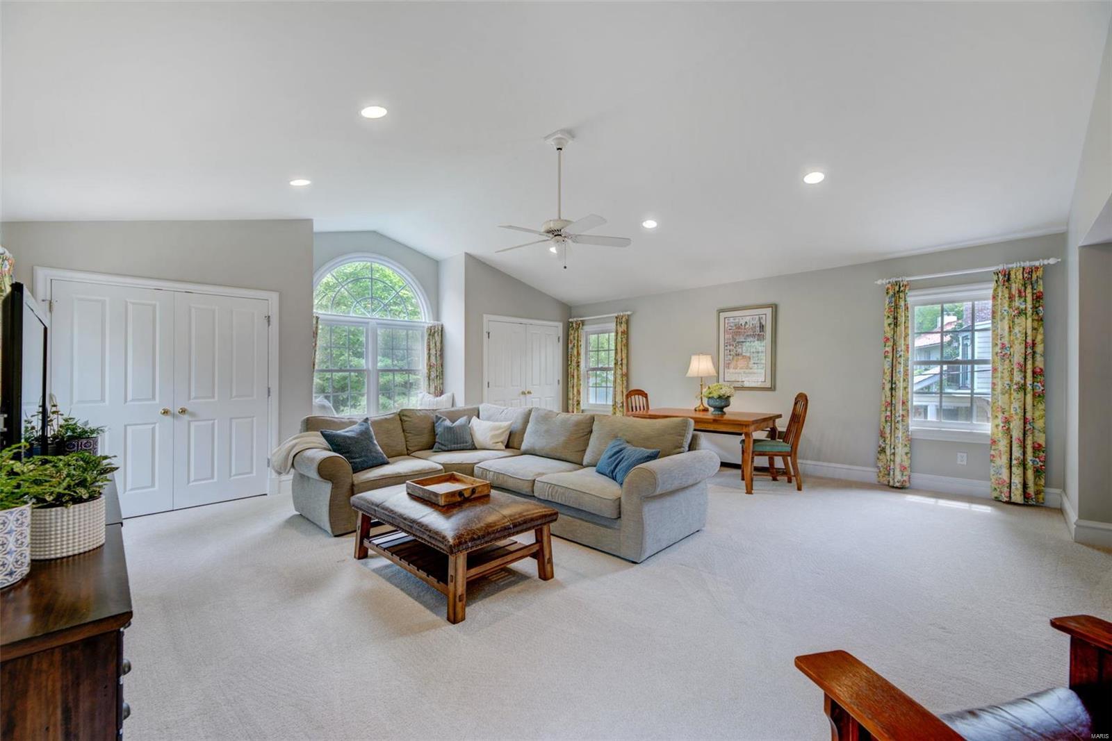 Davis Place - Residential