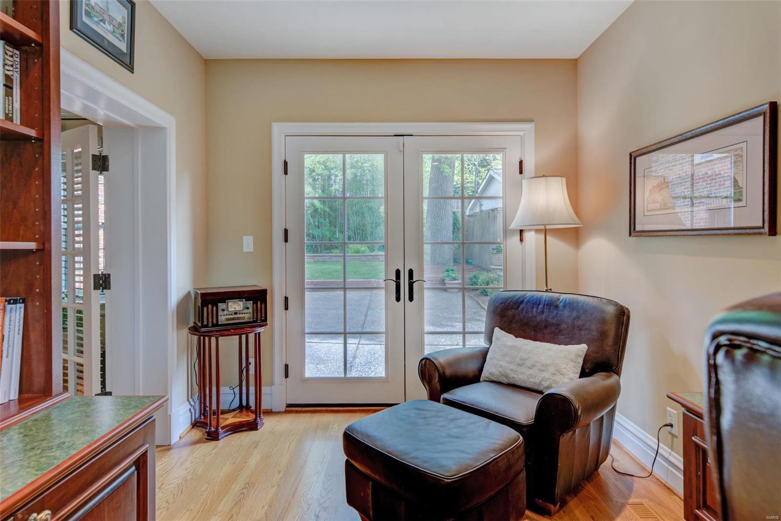 Davis Place - Residential