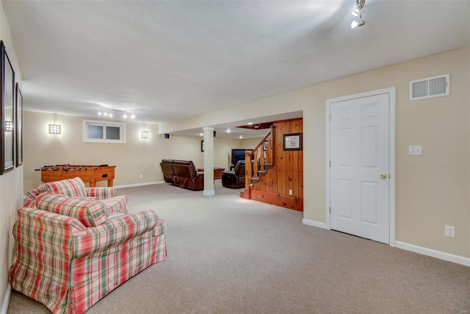 Davis Place - Residential