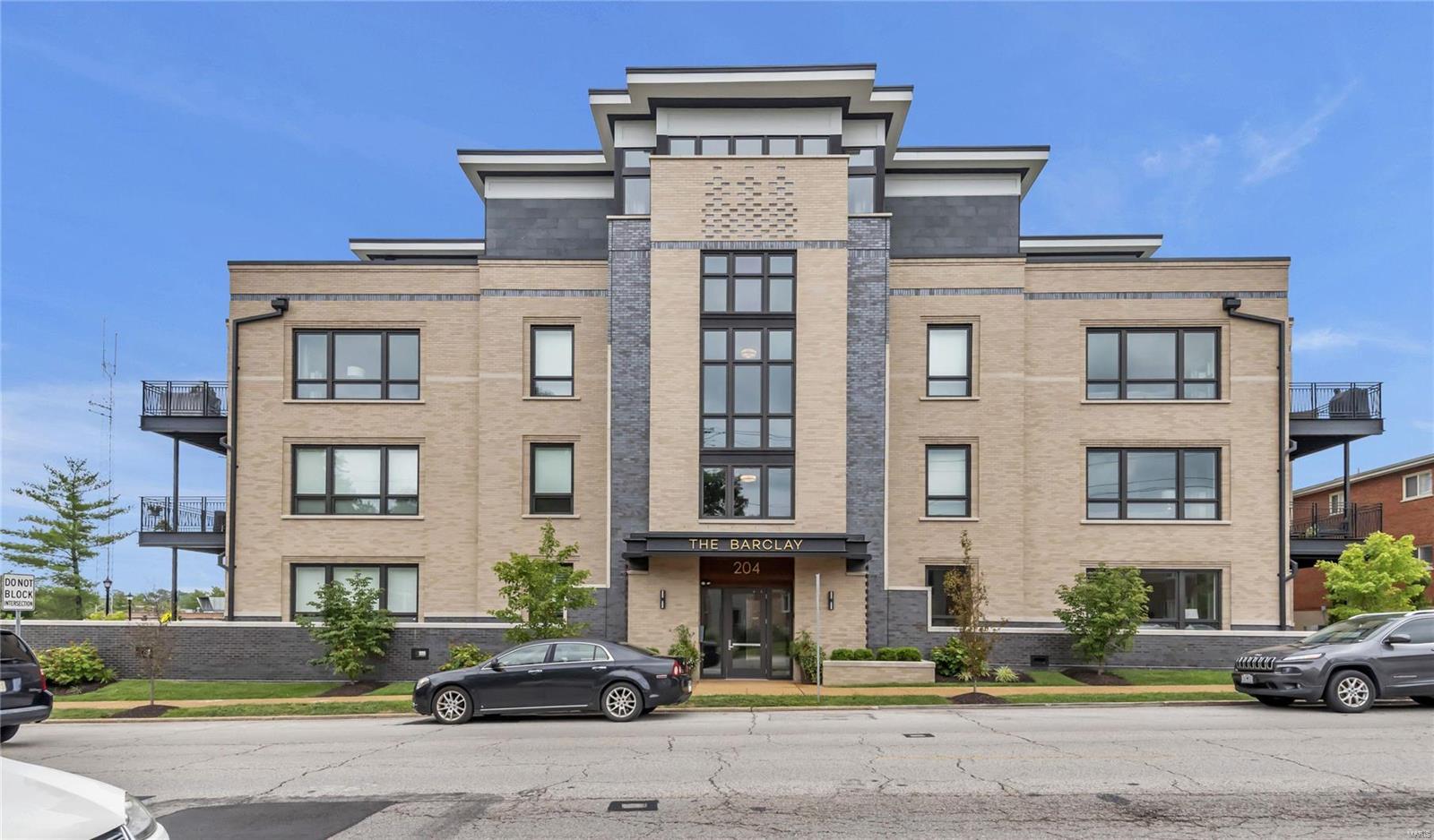 Barclay First Amd Condo The - Residential