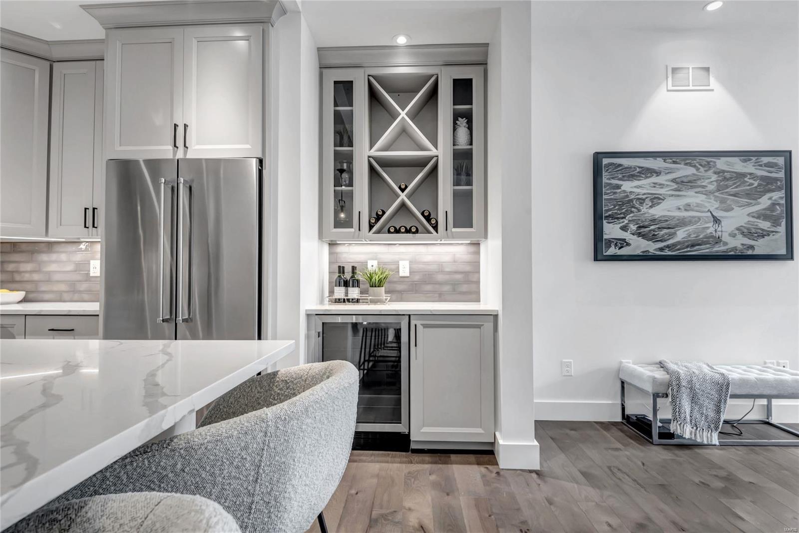 Barclay First Amd Condo The - Residential