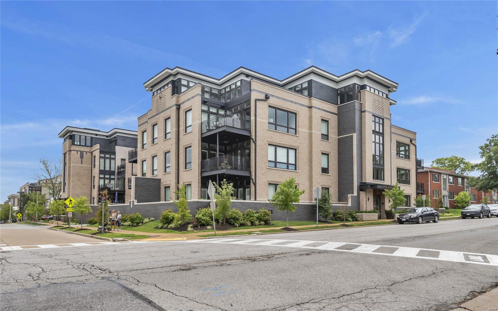 Barclay First Amd Condo The - Residential