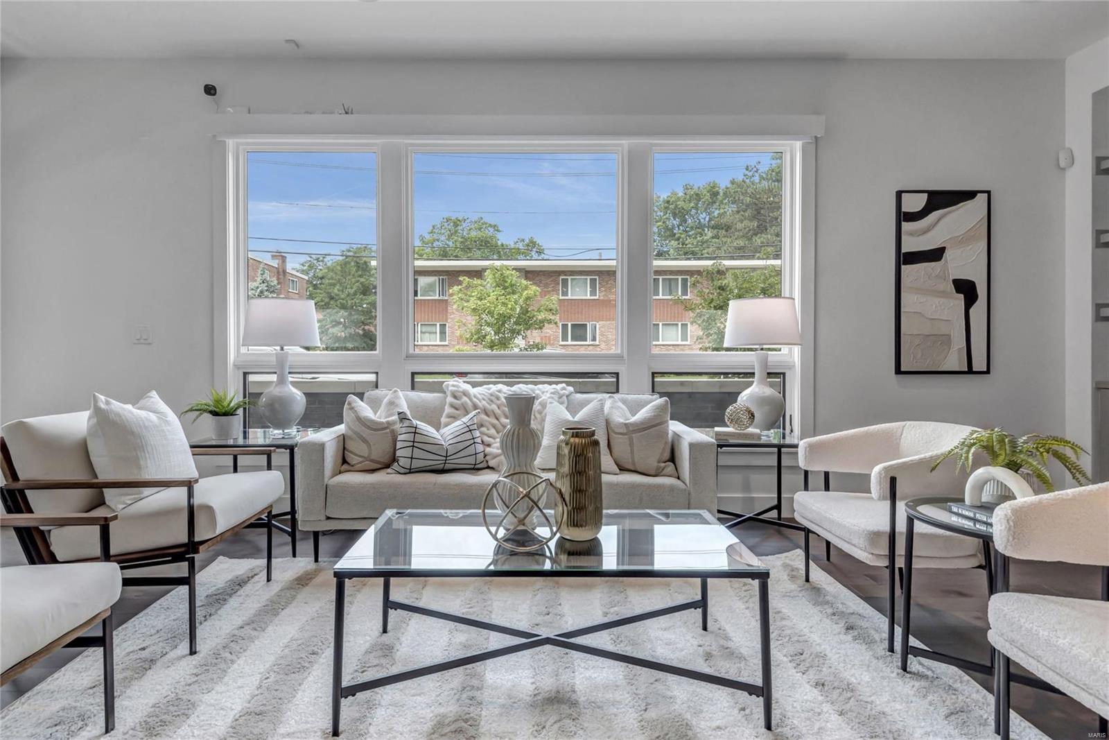 Barclay First Amd Condo The - Residential