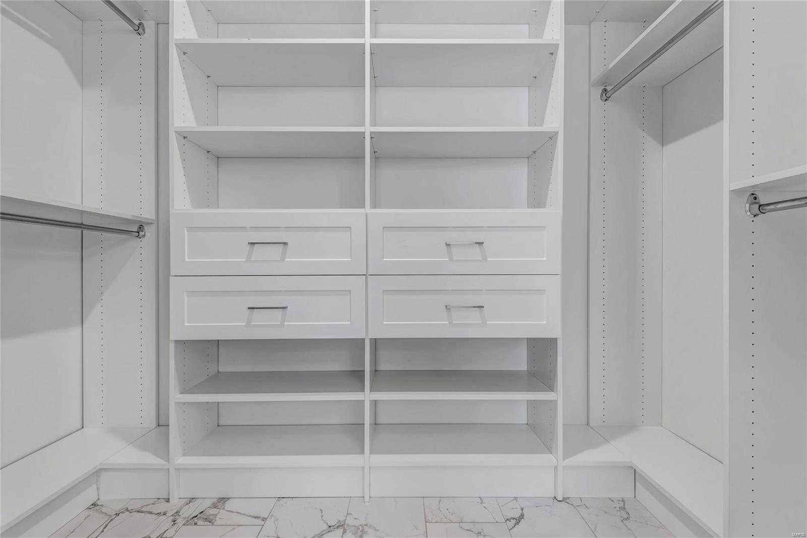 Barclay First Amd Condo The - Residential