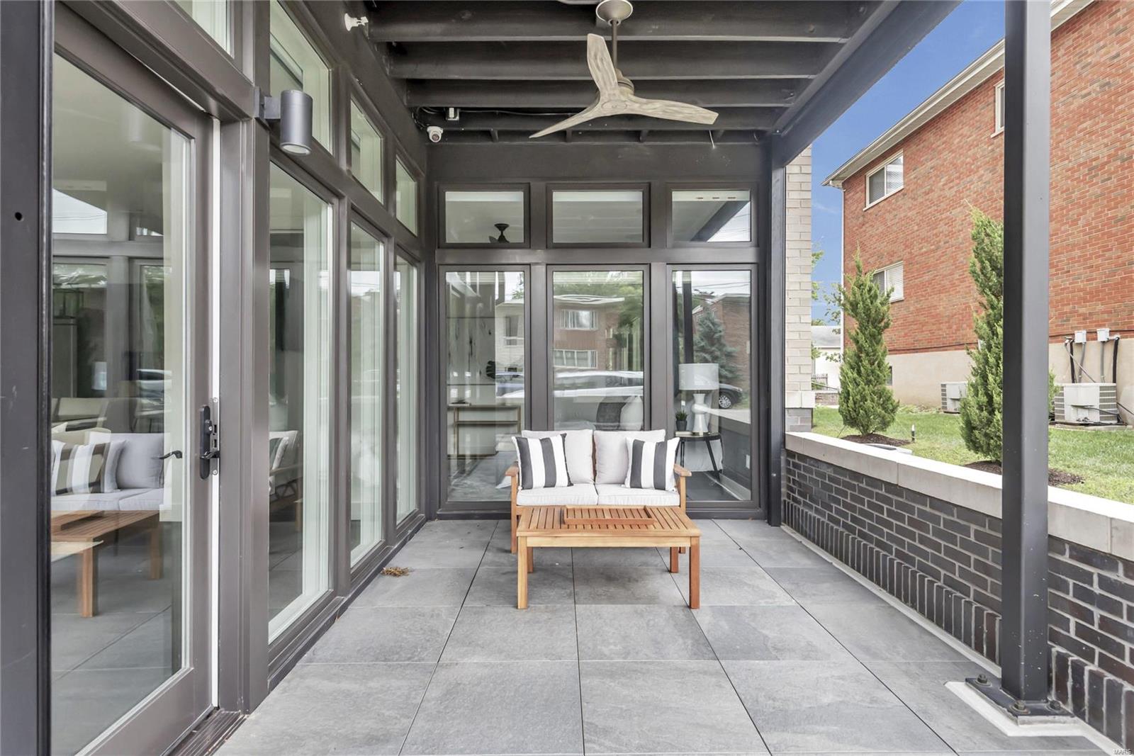 Barclay First Amd Condo The - Residential