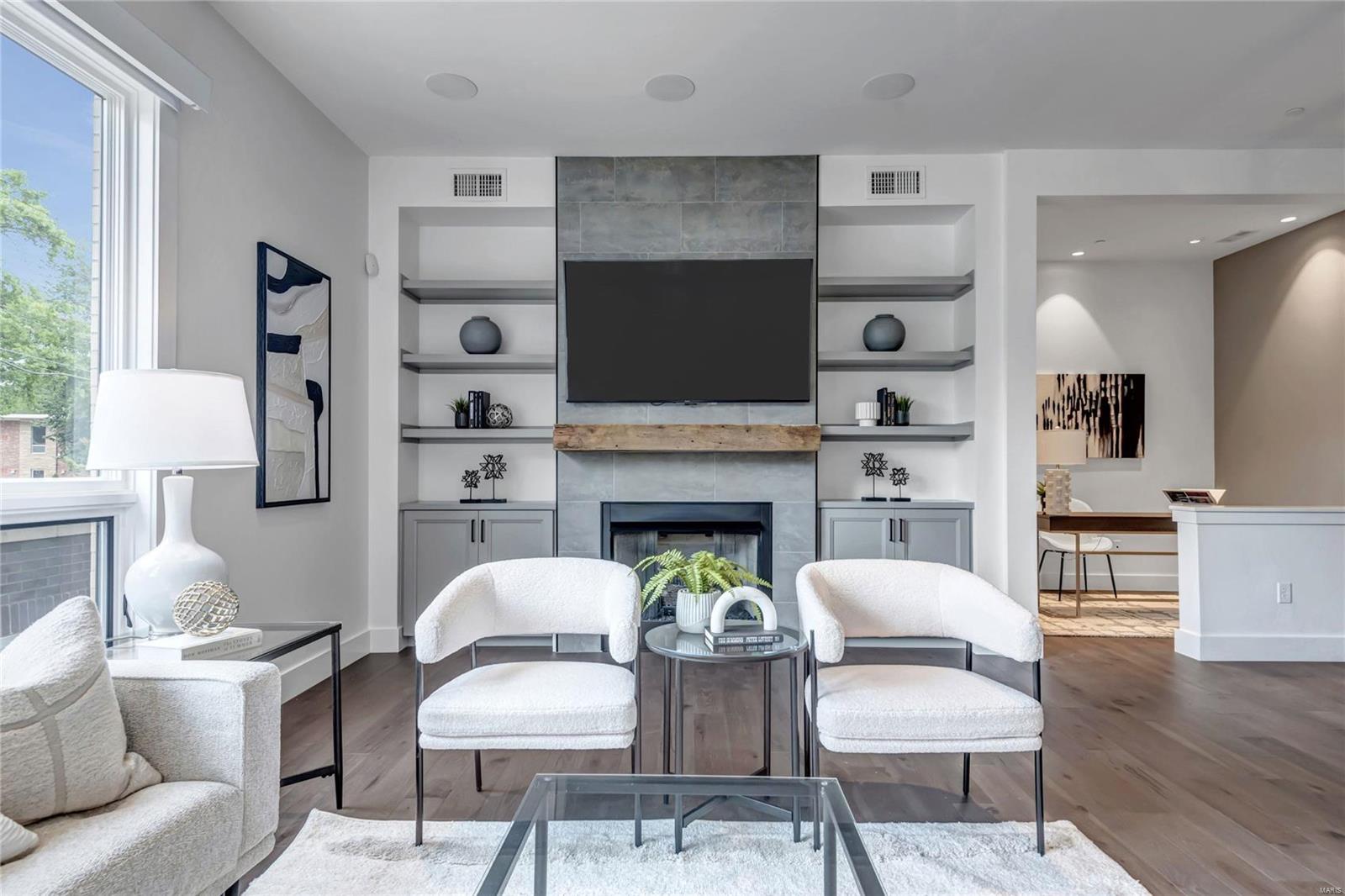 Barclay First Amd Condo The - Residential