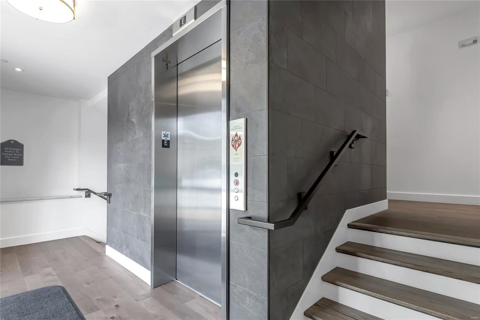 Barclay First Amd Condo The - Residential