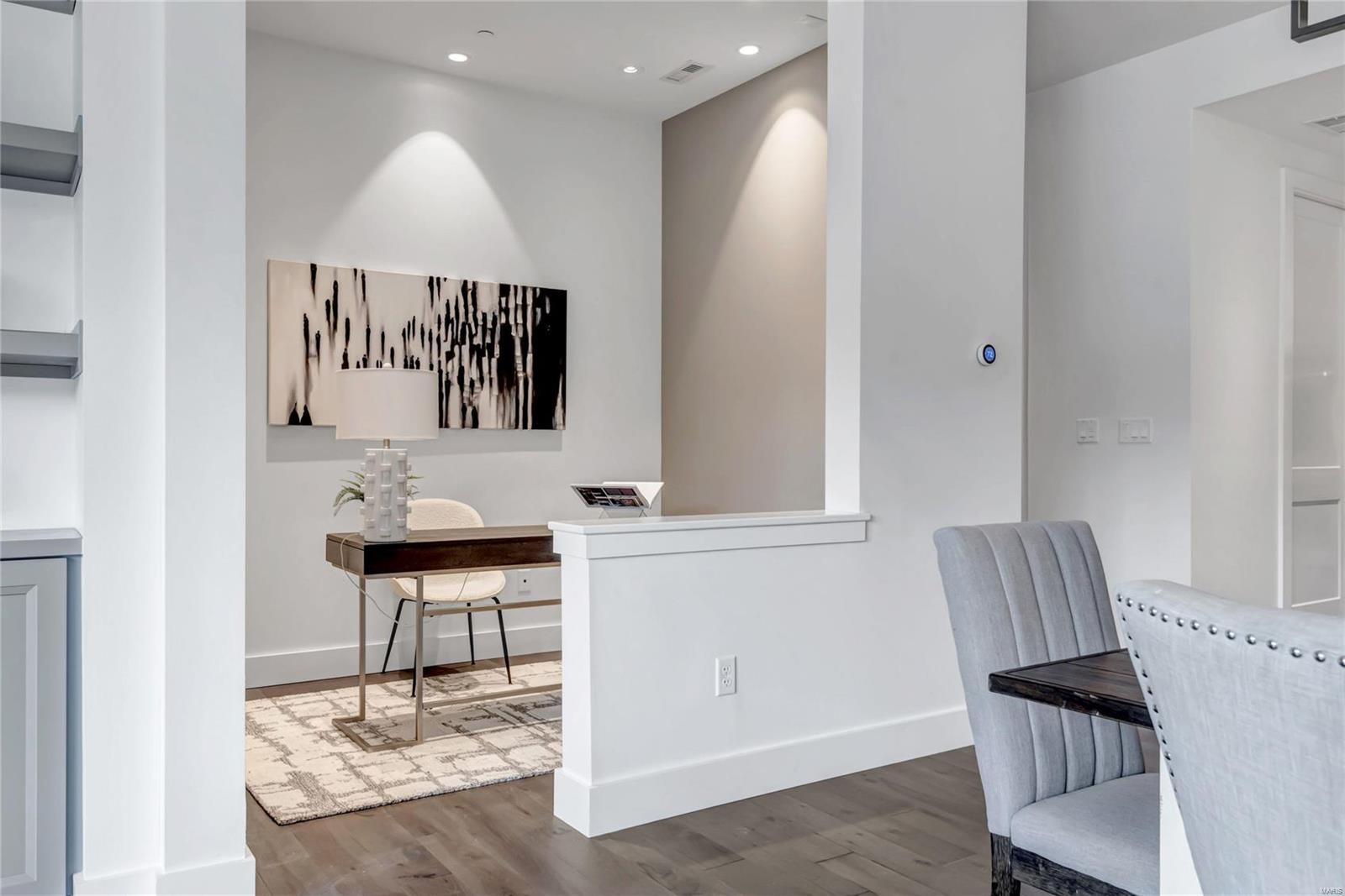 Barclay First Amd Condo The - Residential