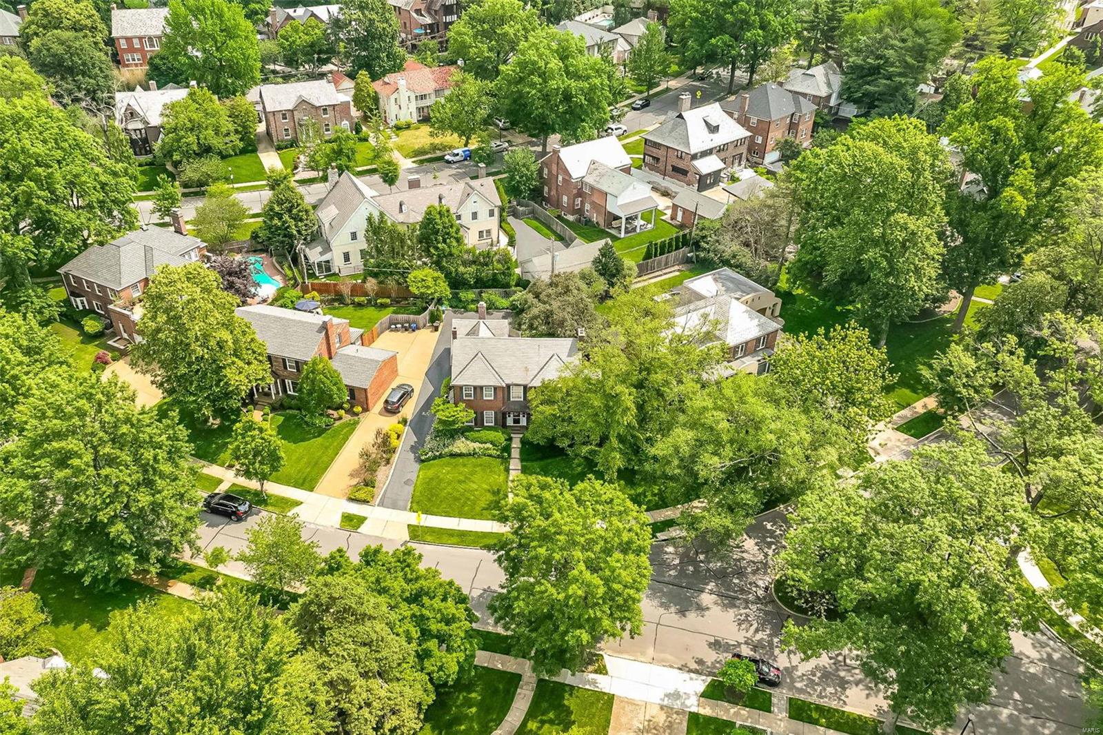 Davis Place - Residential