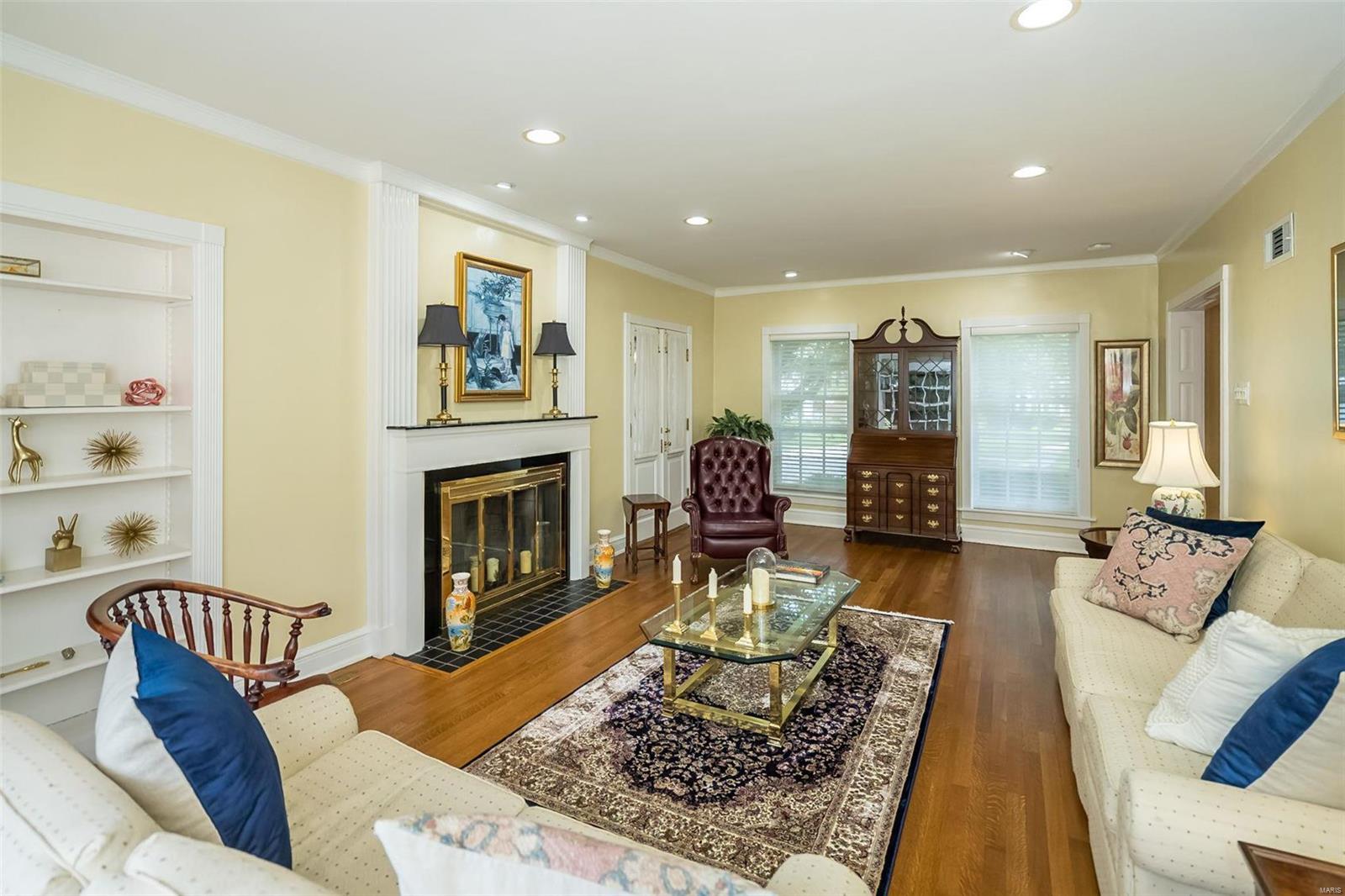 Davis Place - Residential