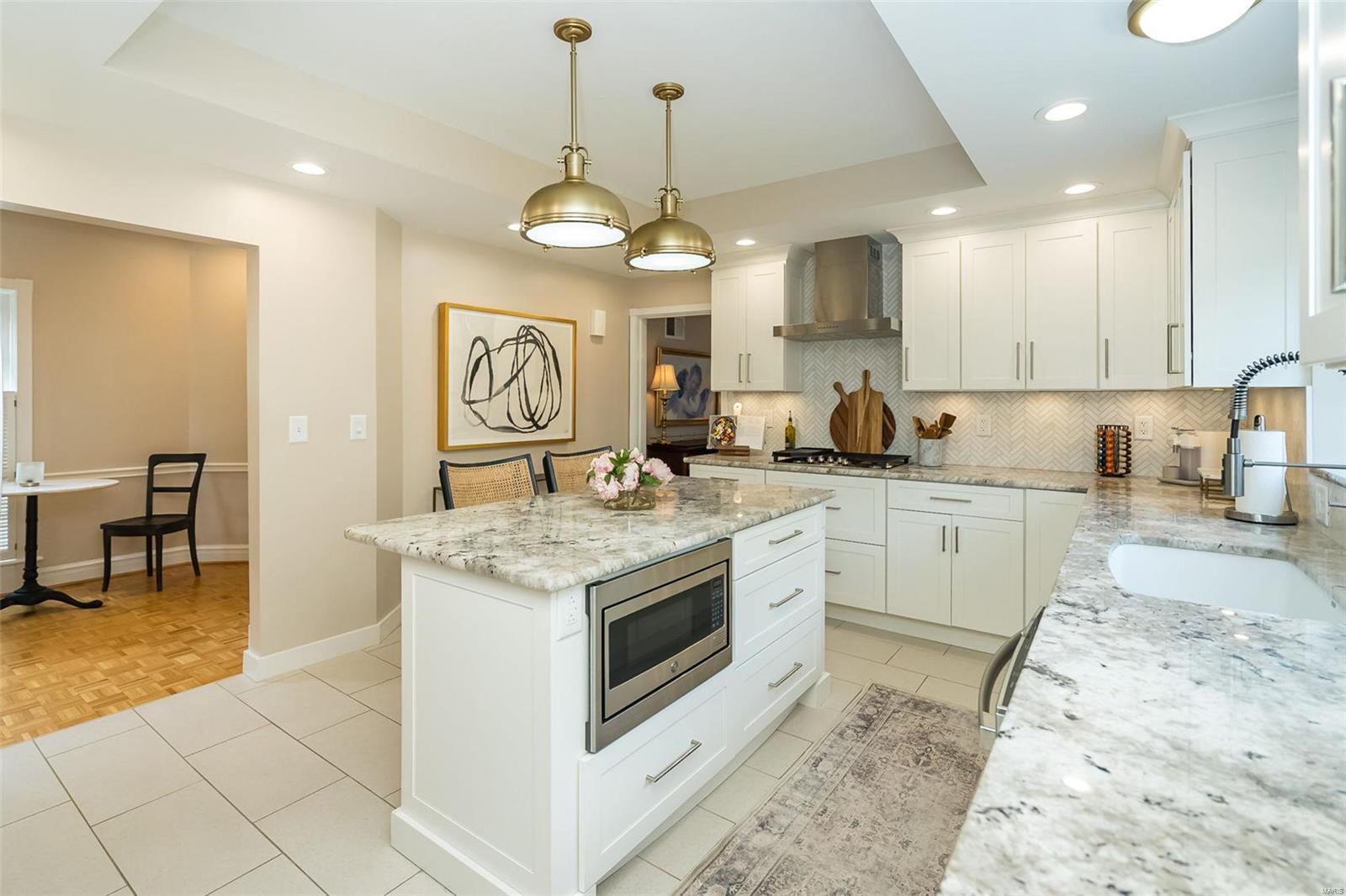 Davis Place - Residential