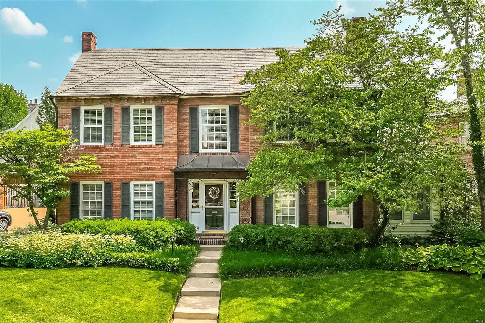 Davis Place - Residential