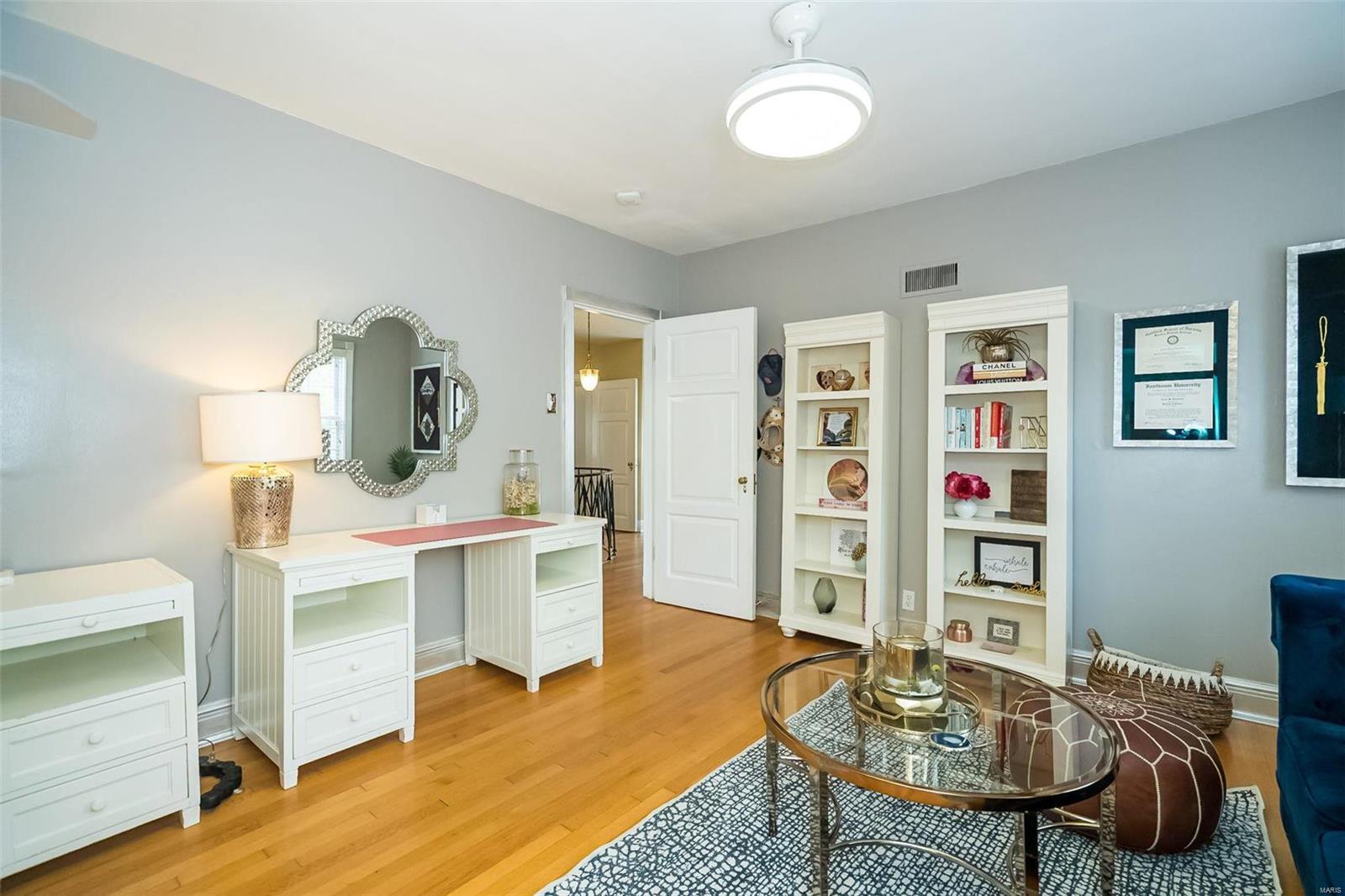 Davis Place - Residential