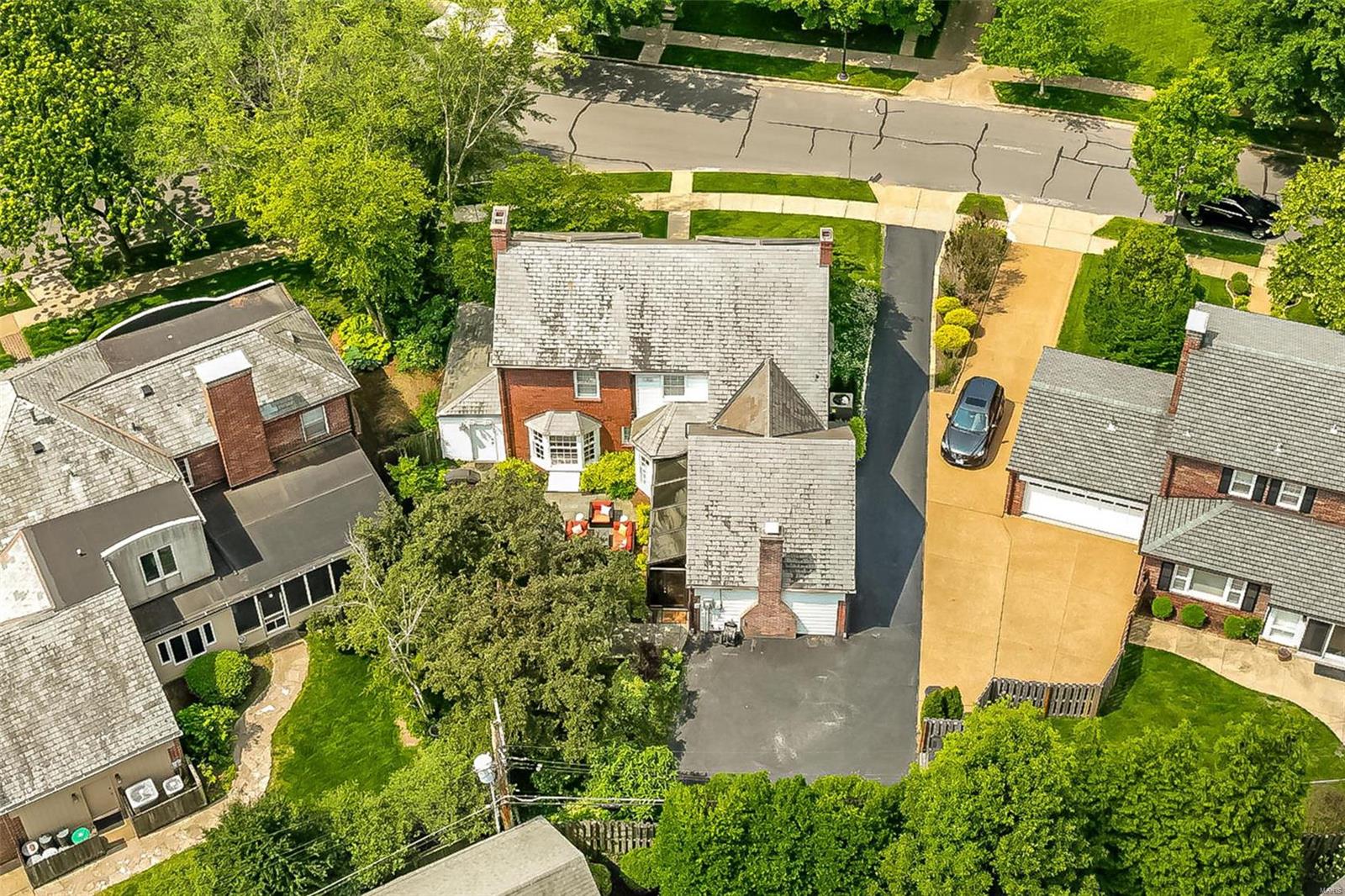 Davis Place - Residential