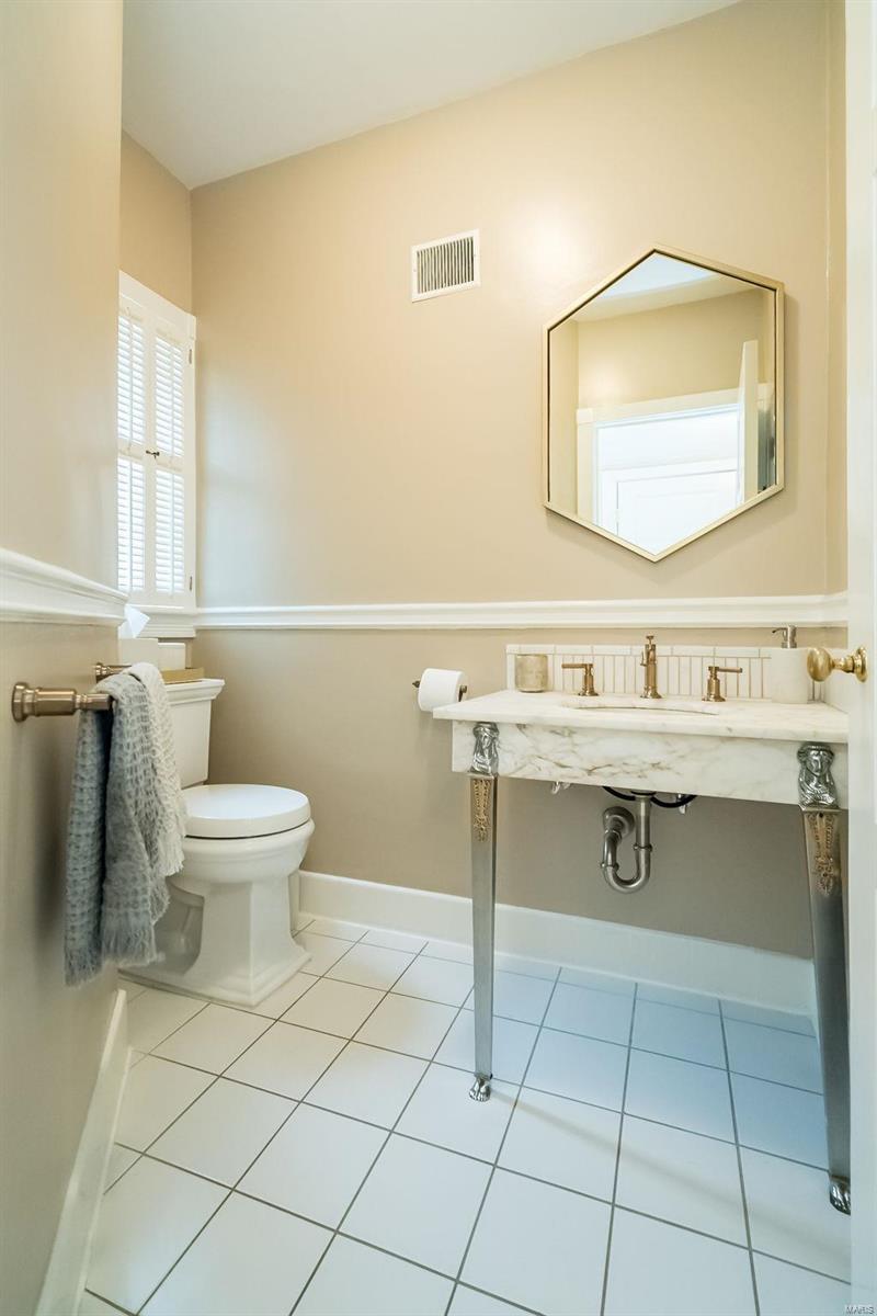 Davis Place - Residential