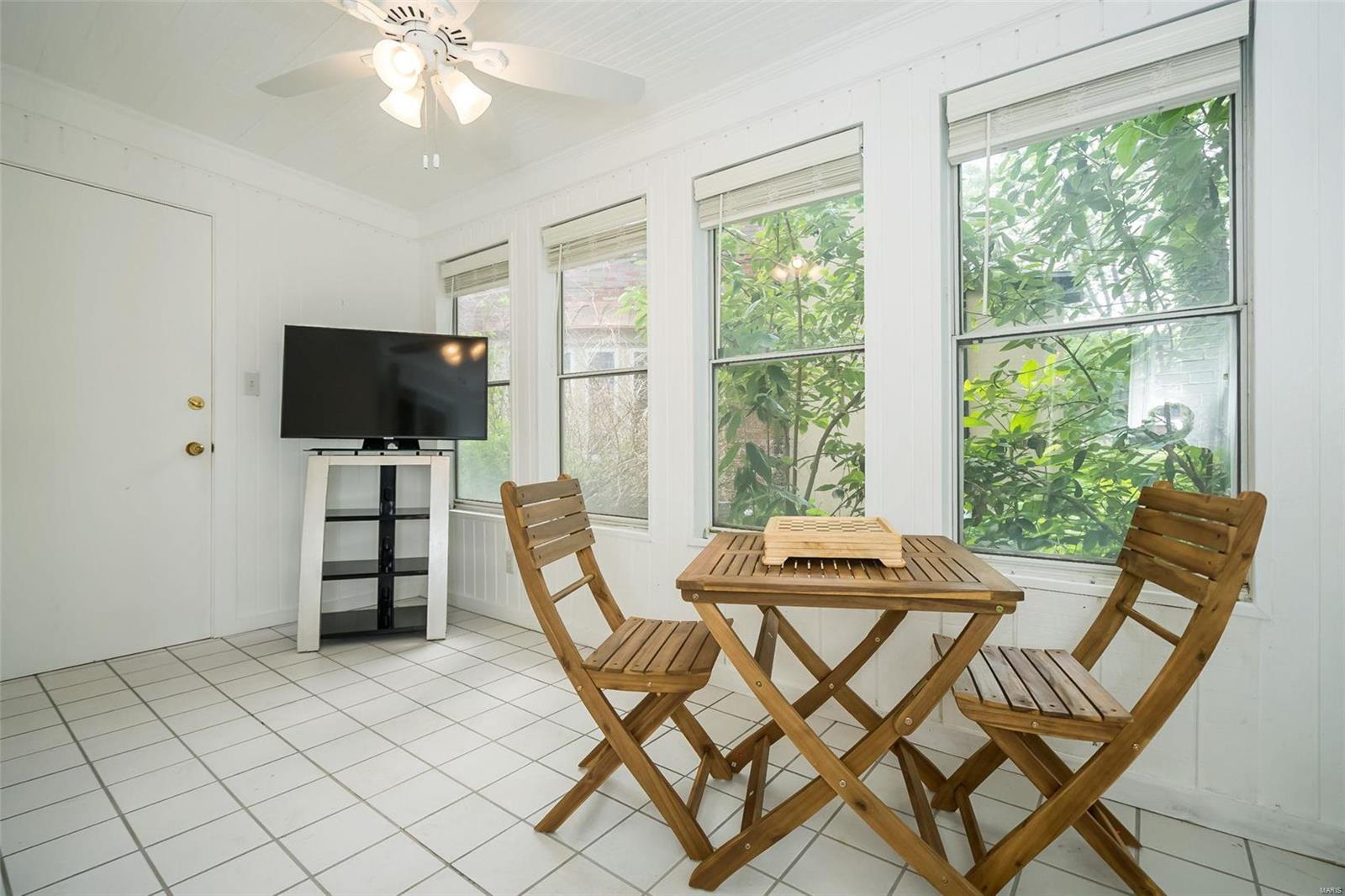 Davis Place - Residential