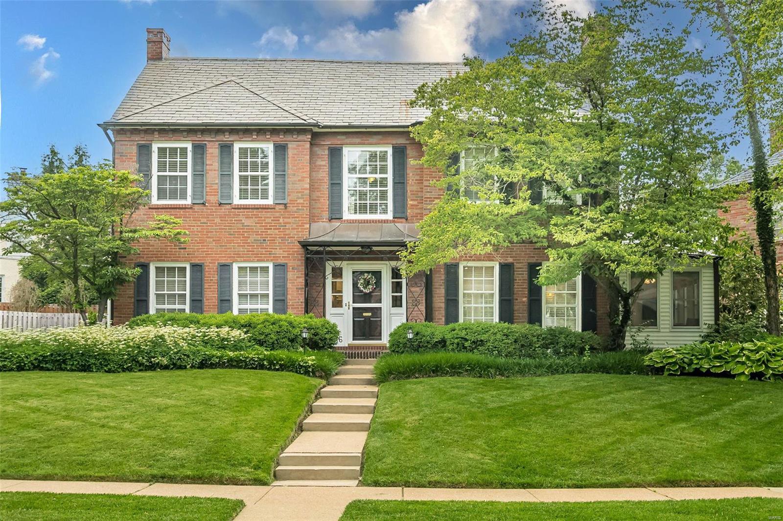 Davis Place - Residential