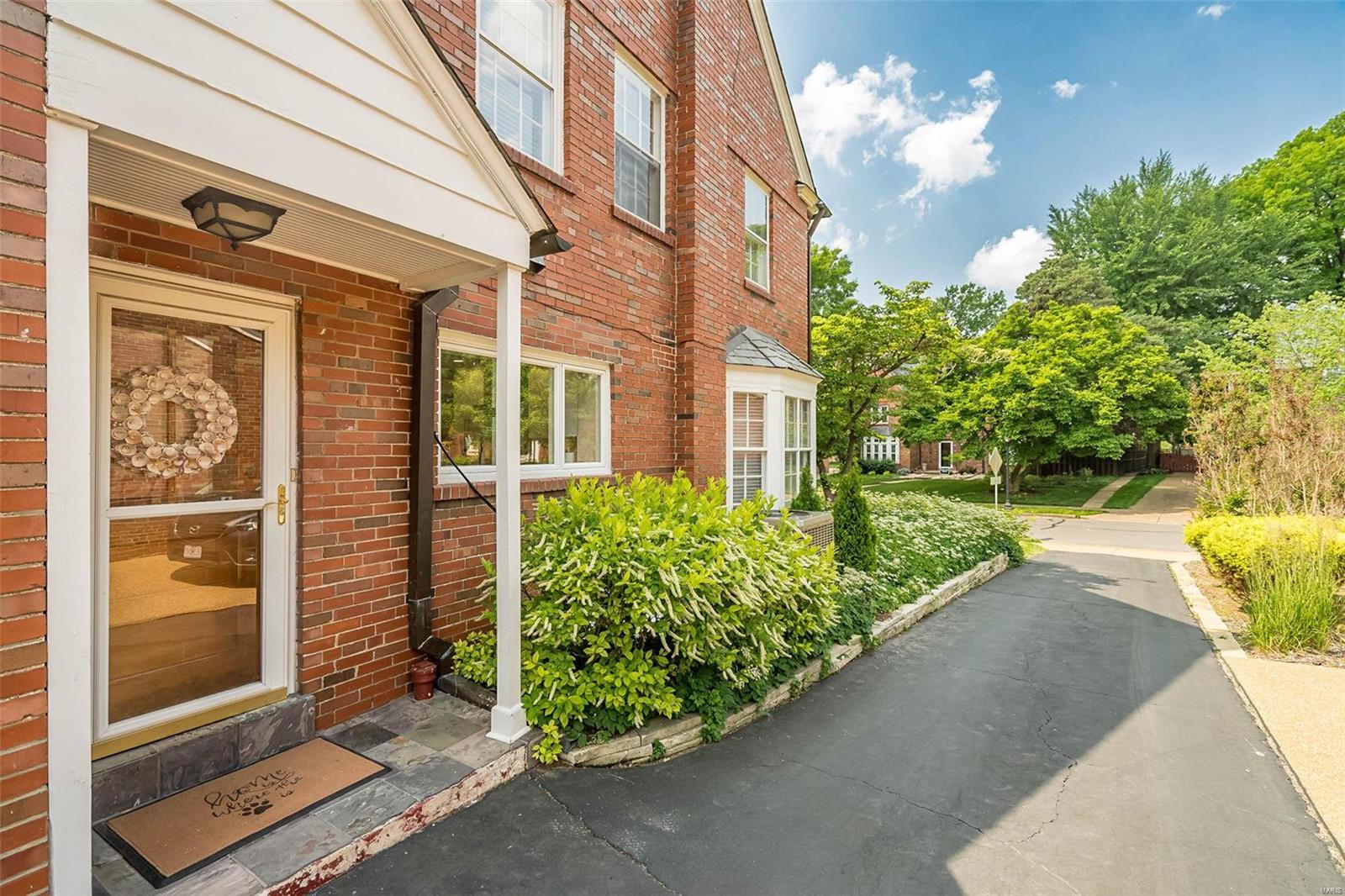 Davis Place - Residential