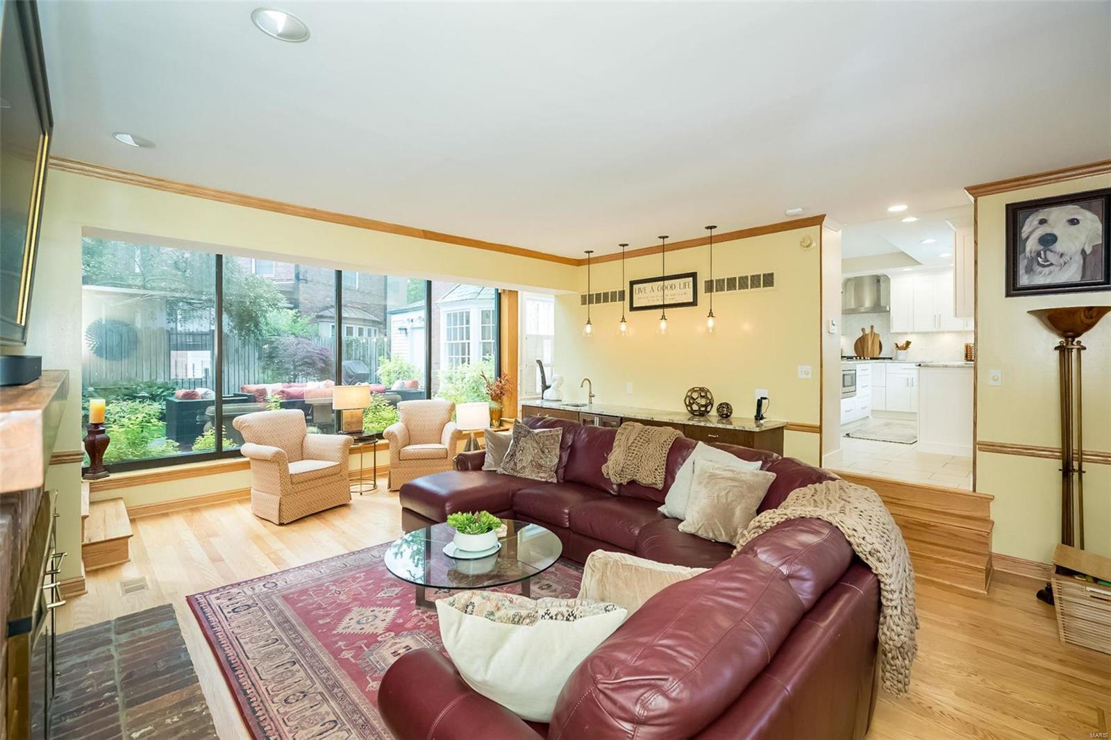 Davis Place - Residential