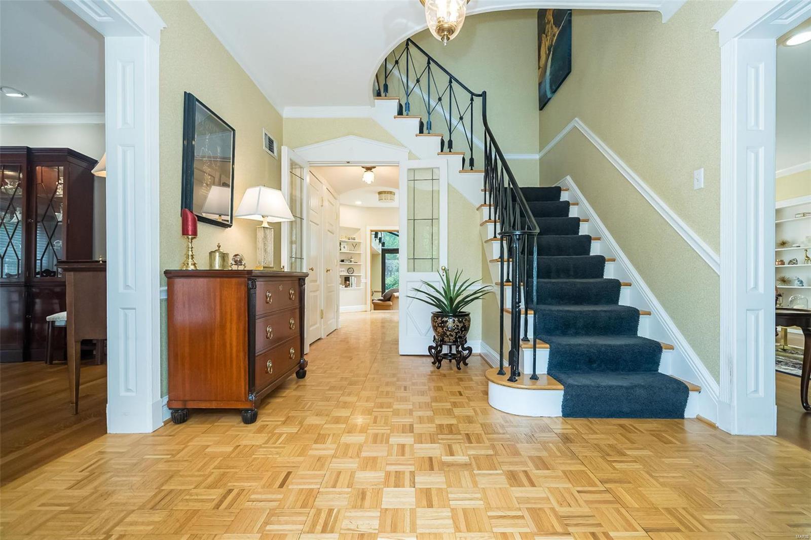 Davis Place - Residential