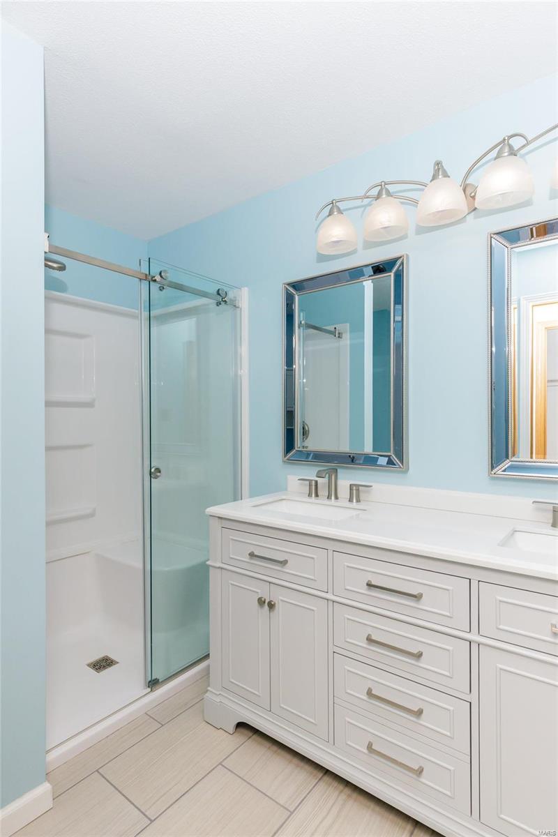 Monticello Manor - Residential