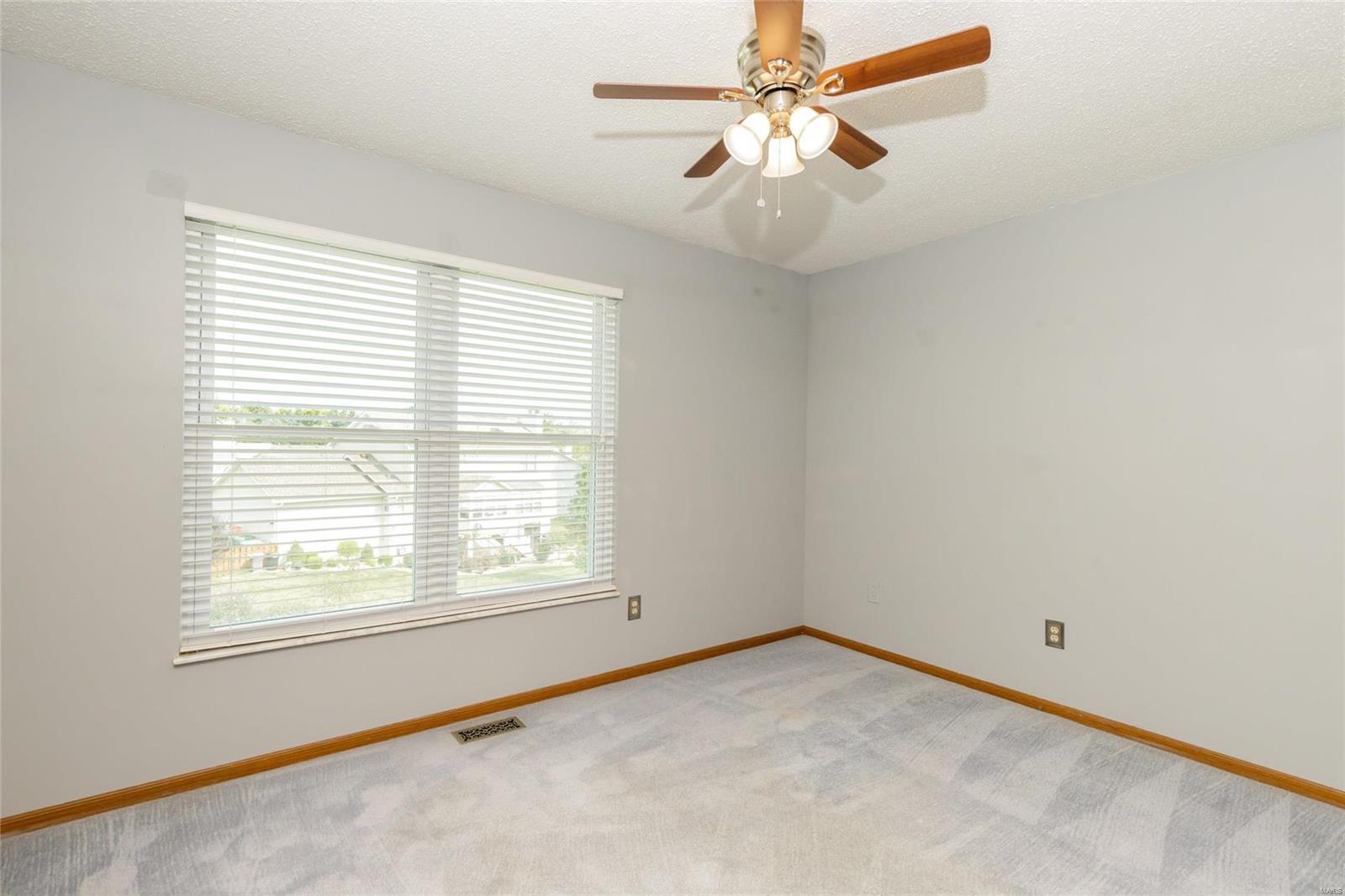 Monticello Manor - Residential