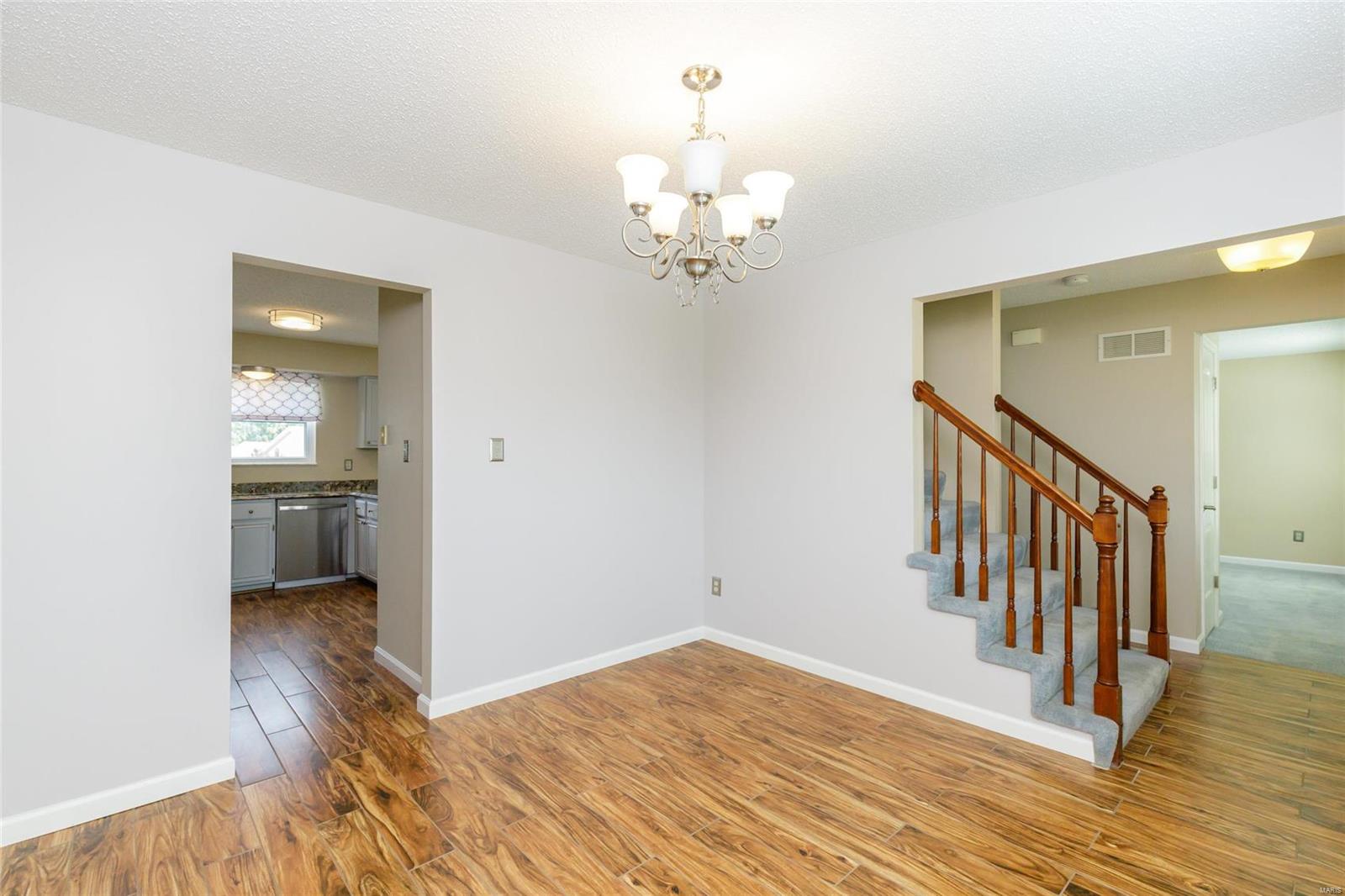 Monticello Manor - Residential