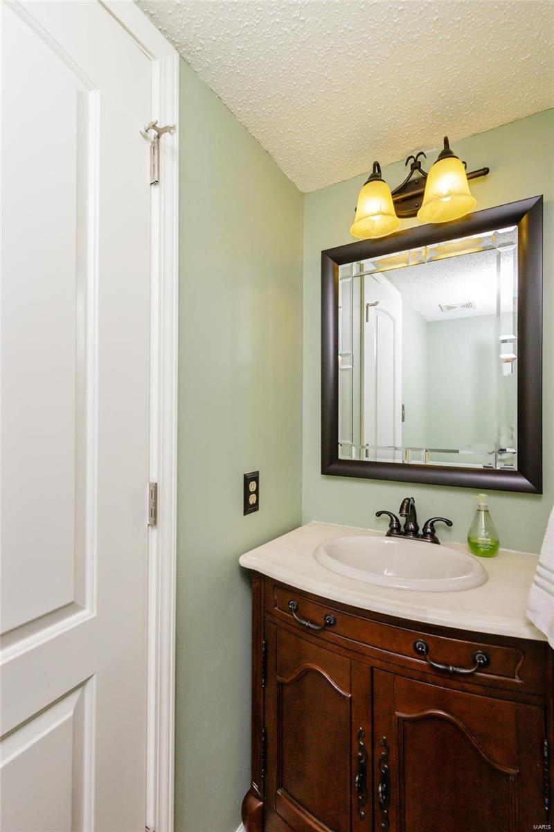 Monticello Manor - Residential